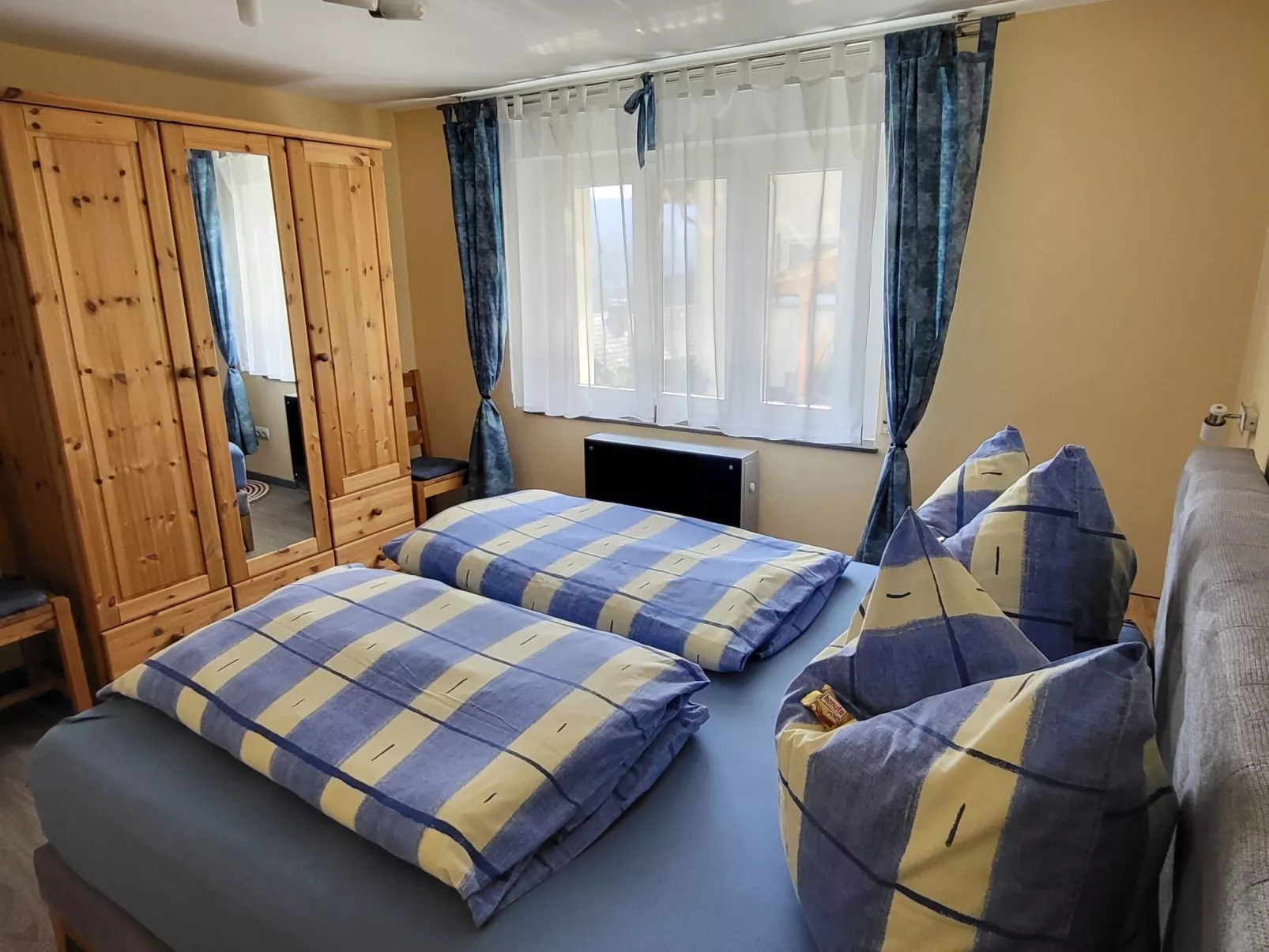 Am Keschtewaeldele - Binnen