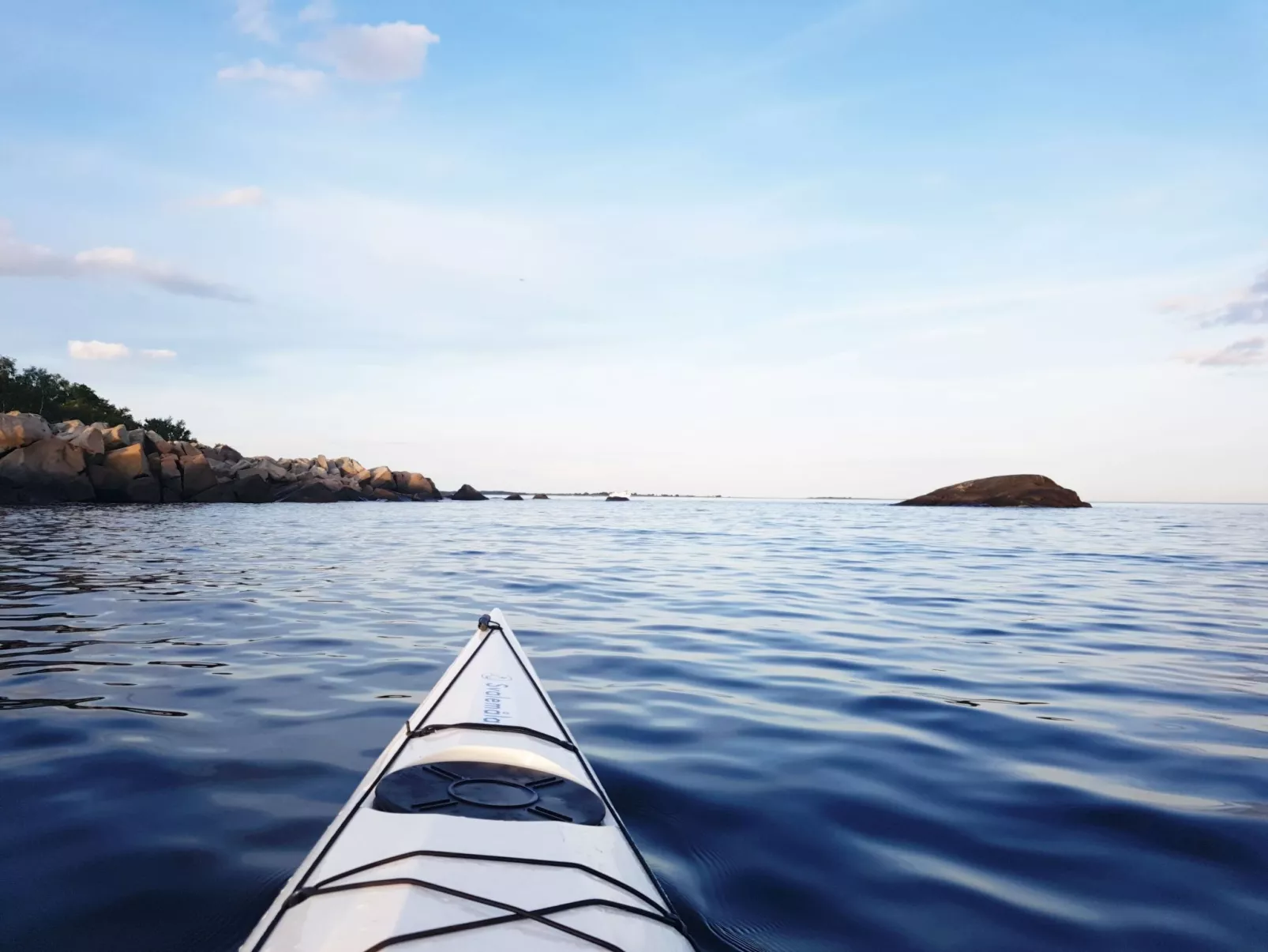 Holzhaus mit überdachter Terrasse-Buiten