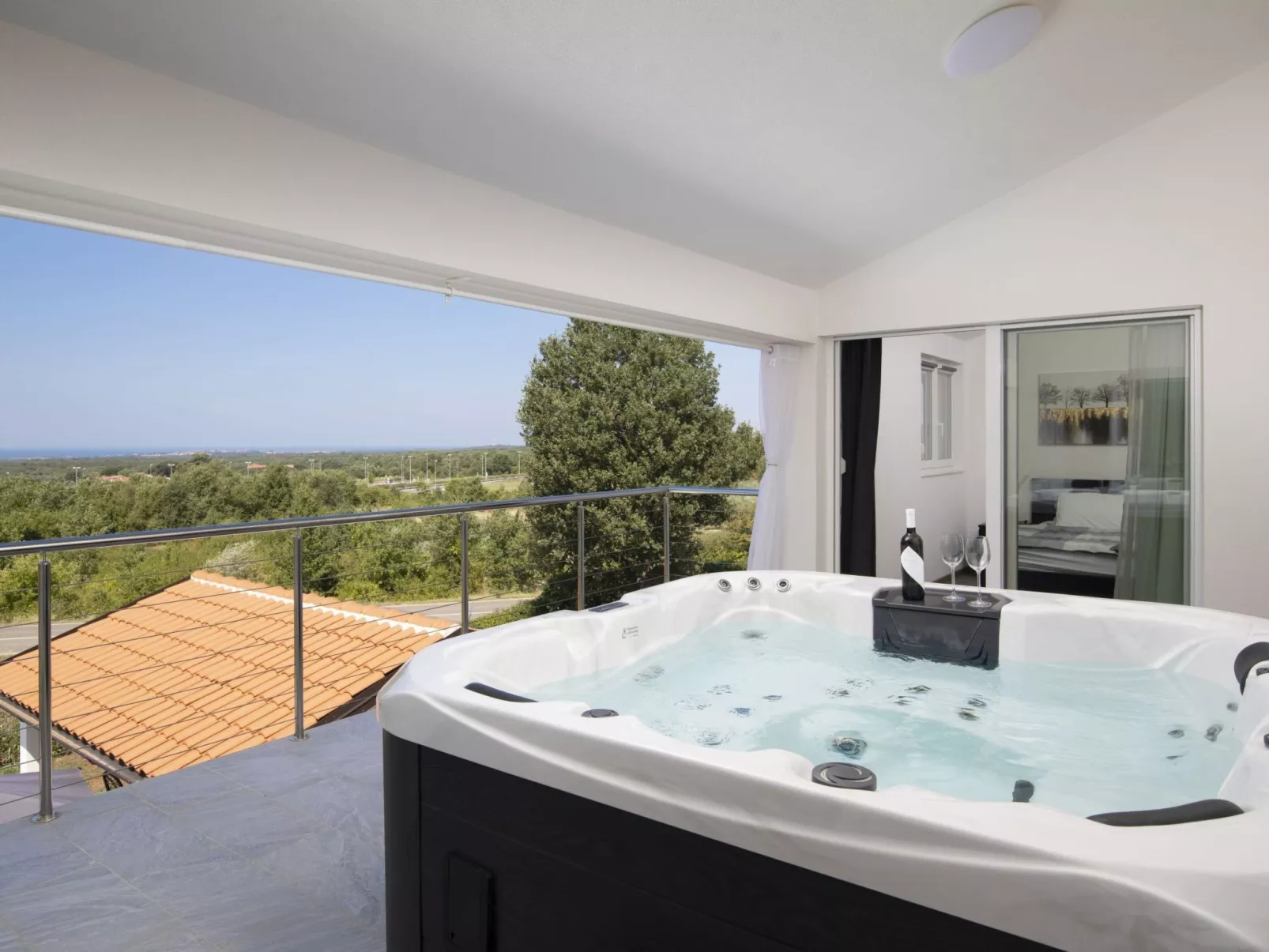 Villa Euphoria mit Pool, Sauna und Whirlpool-Buiten