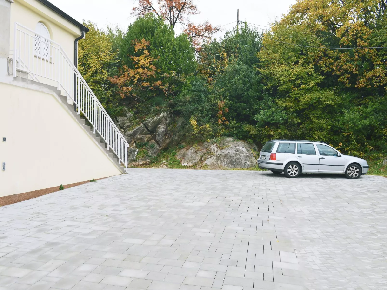 Charmante Wohnung "Relax 2" mit kostenlosem Parkplatz-Buiten