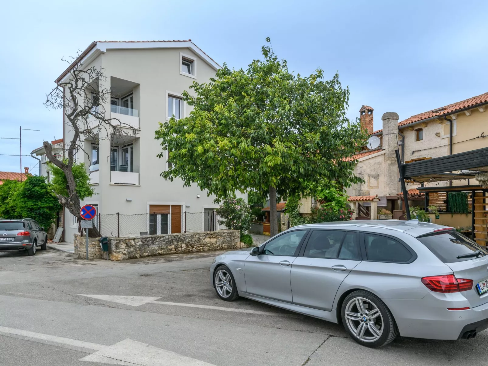 MA Premantura Luxus Apartment Nr. 3 mit Meerblick und Parkplatz für 2+2 Persone-Buiten