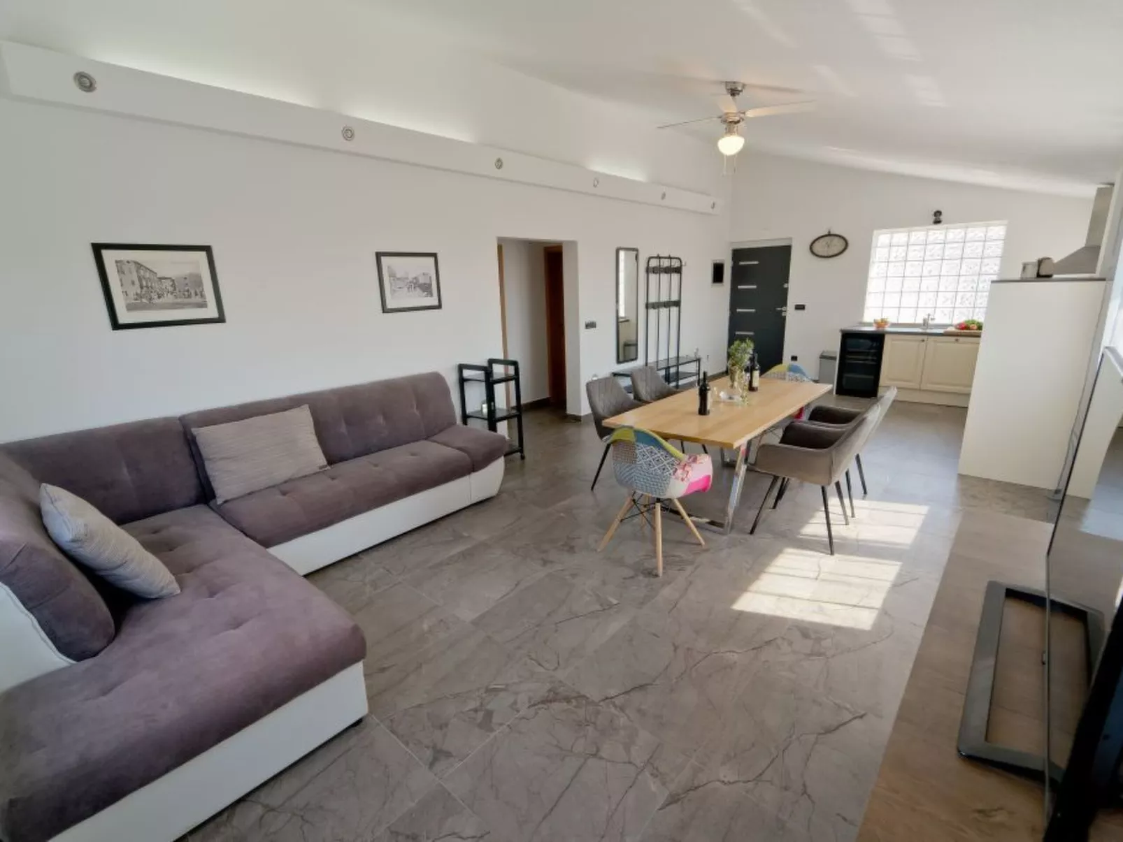 Mit privatem beheiztem Schwimmbad-Image-tags.info