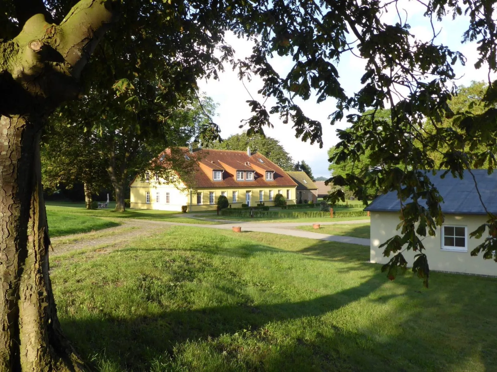 Parterre WEST-Buiten