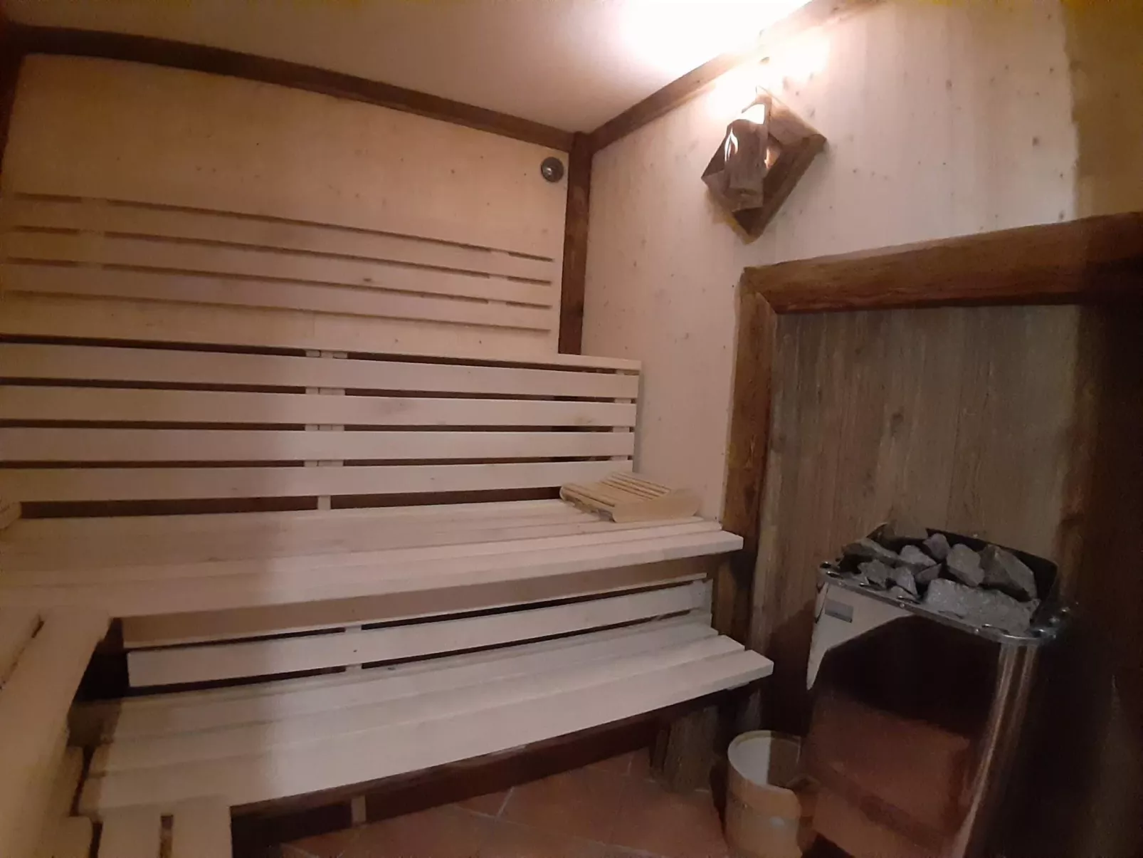 Lachtalhütte-Binnen