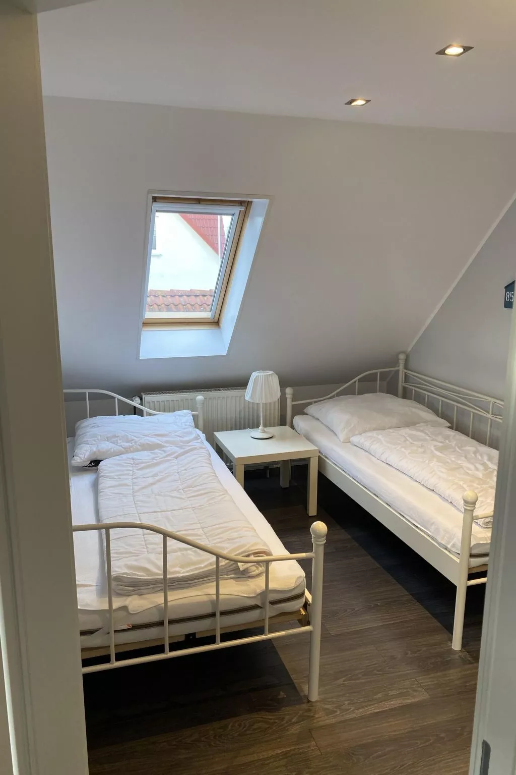 In ruhiger Lage mit großem Balkon-Image-tags.info