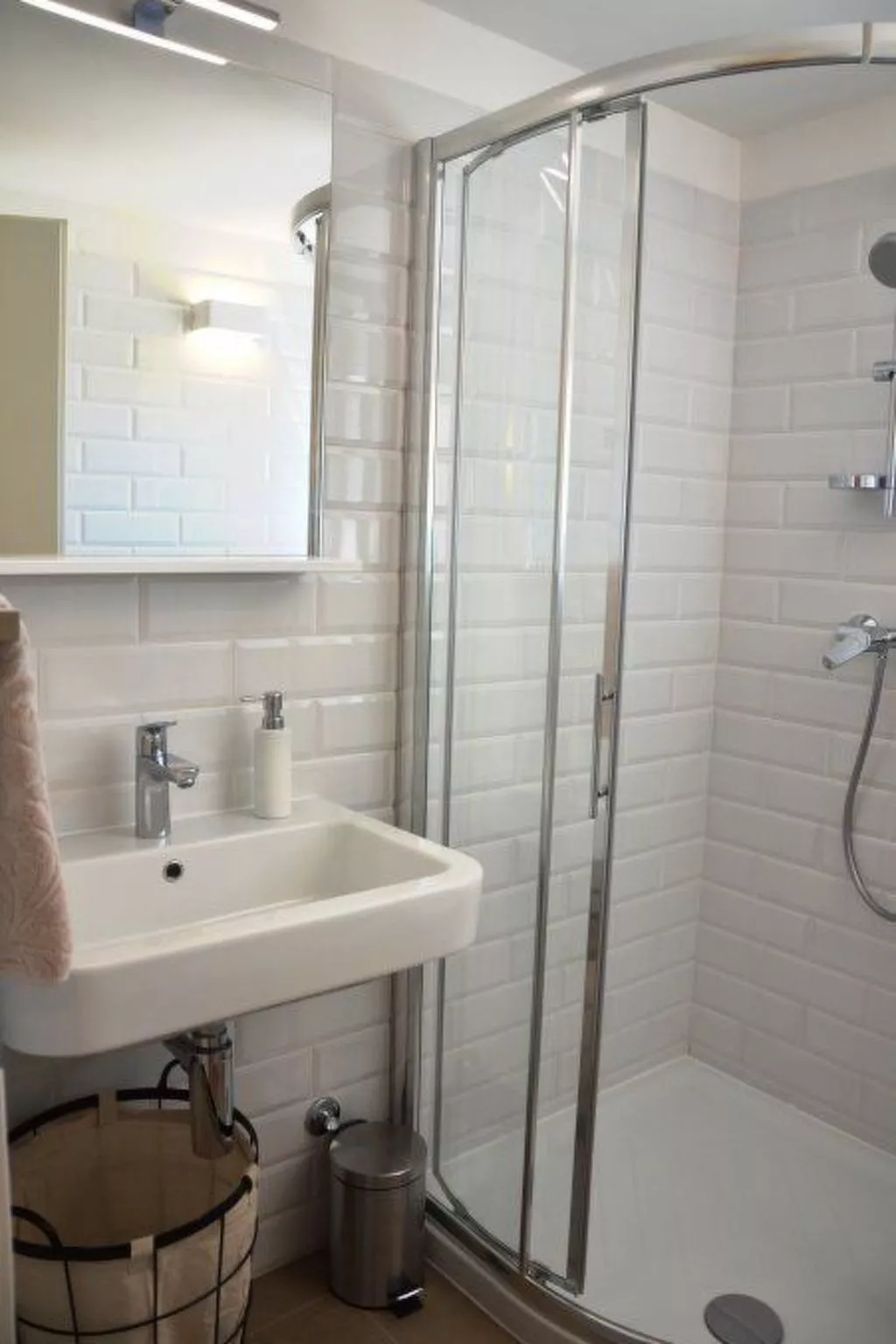 Mit Blick auf das Wasser-Image-tags.info