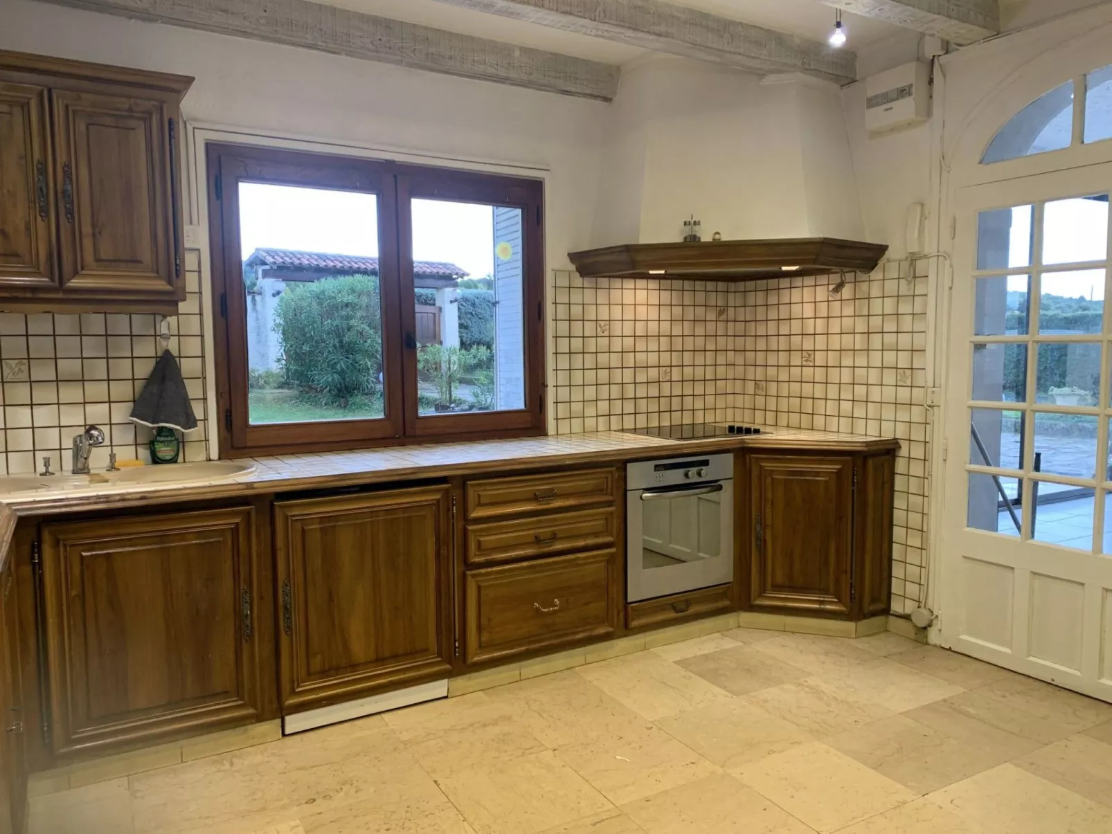 Provençal Privates Schwimmbad, Haustiere willkommen-Binnen