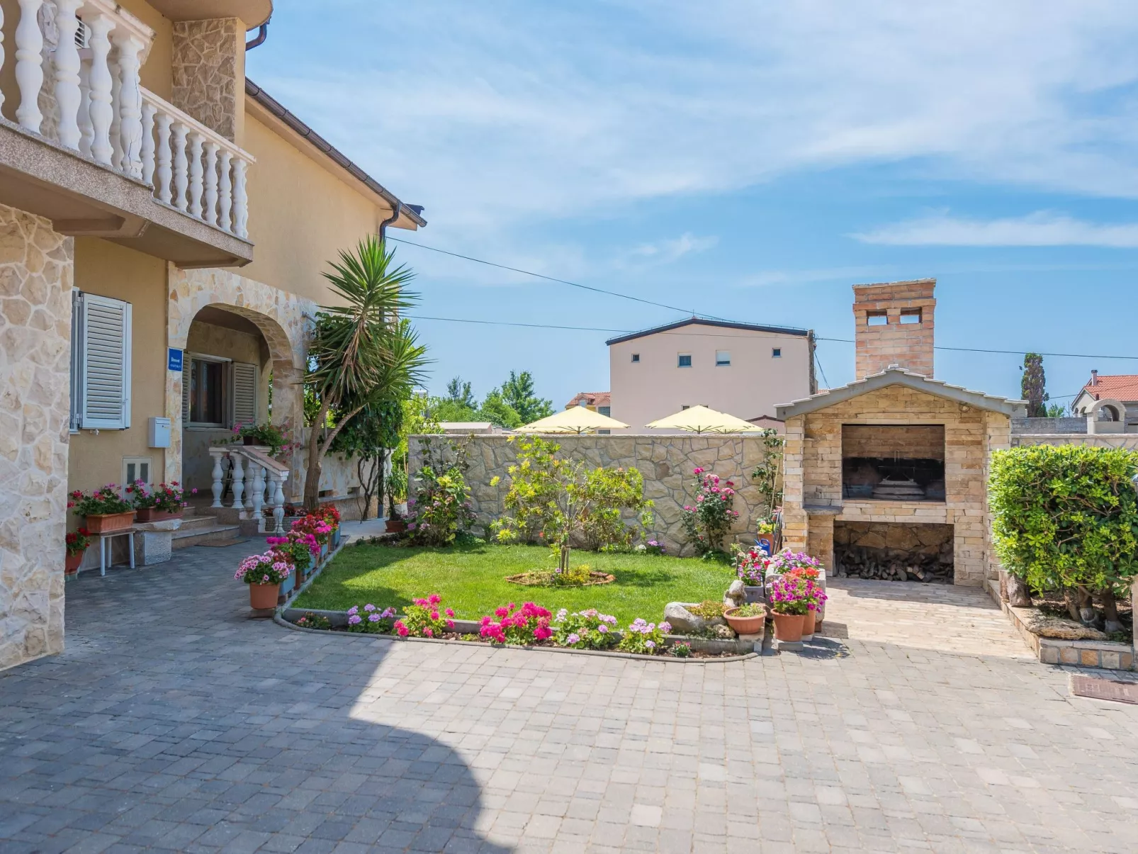 Wohnung Miriam mit Terrasse - TA Leut Agency-Image-tags.info