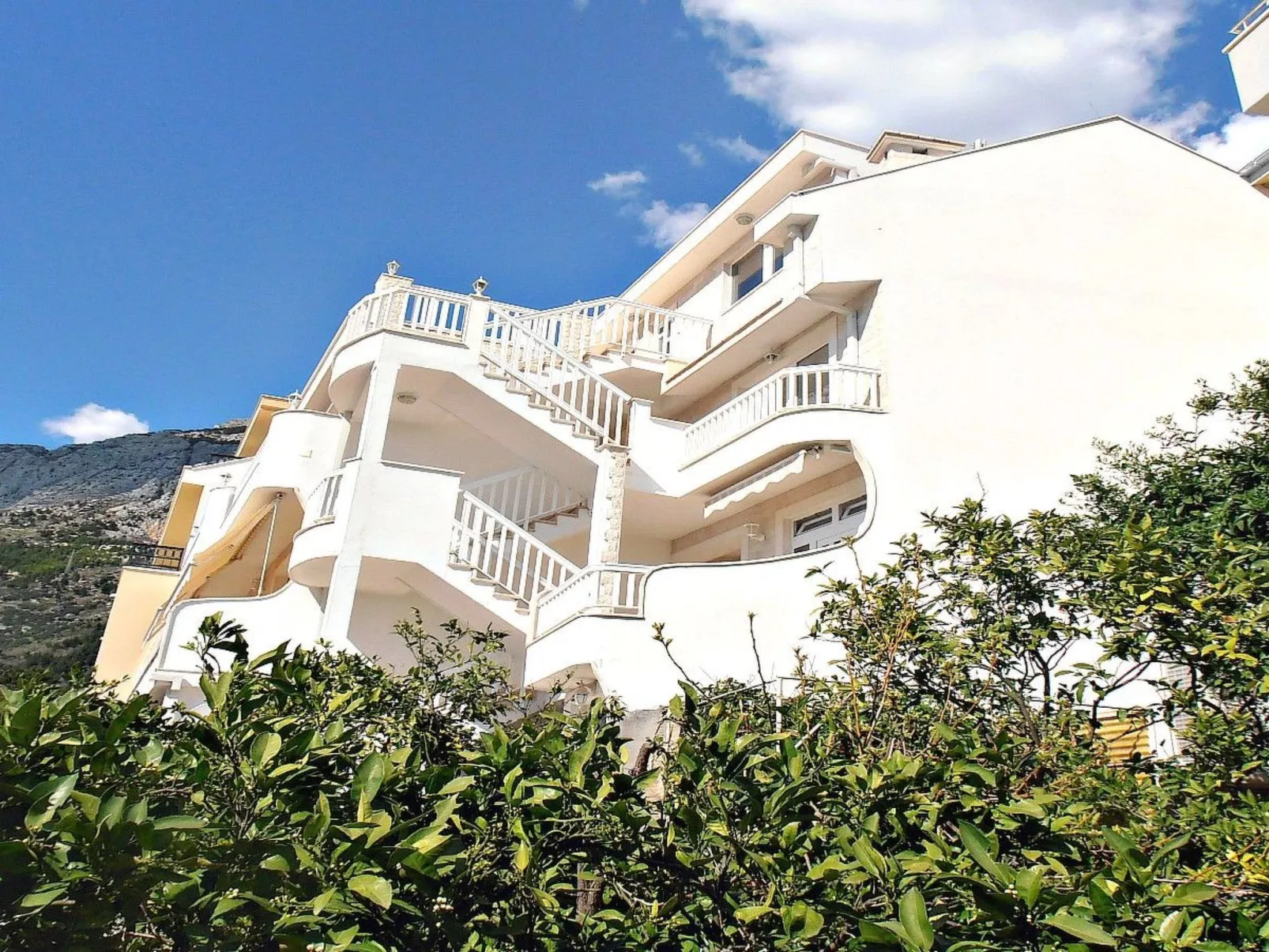 Mit Blick auf das Wasser-Binnen