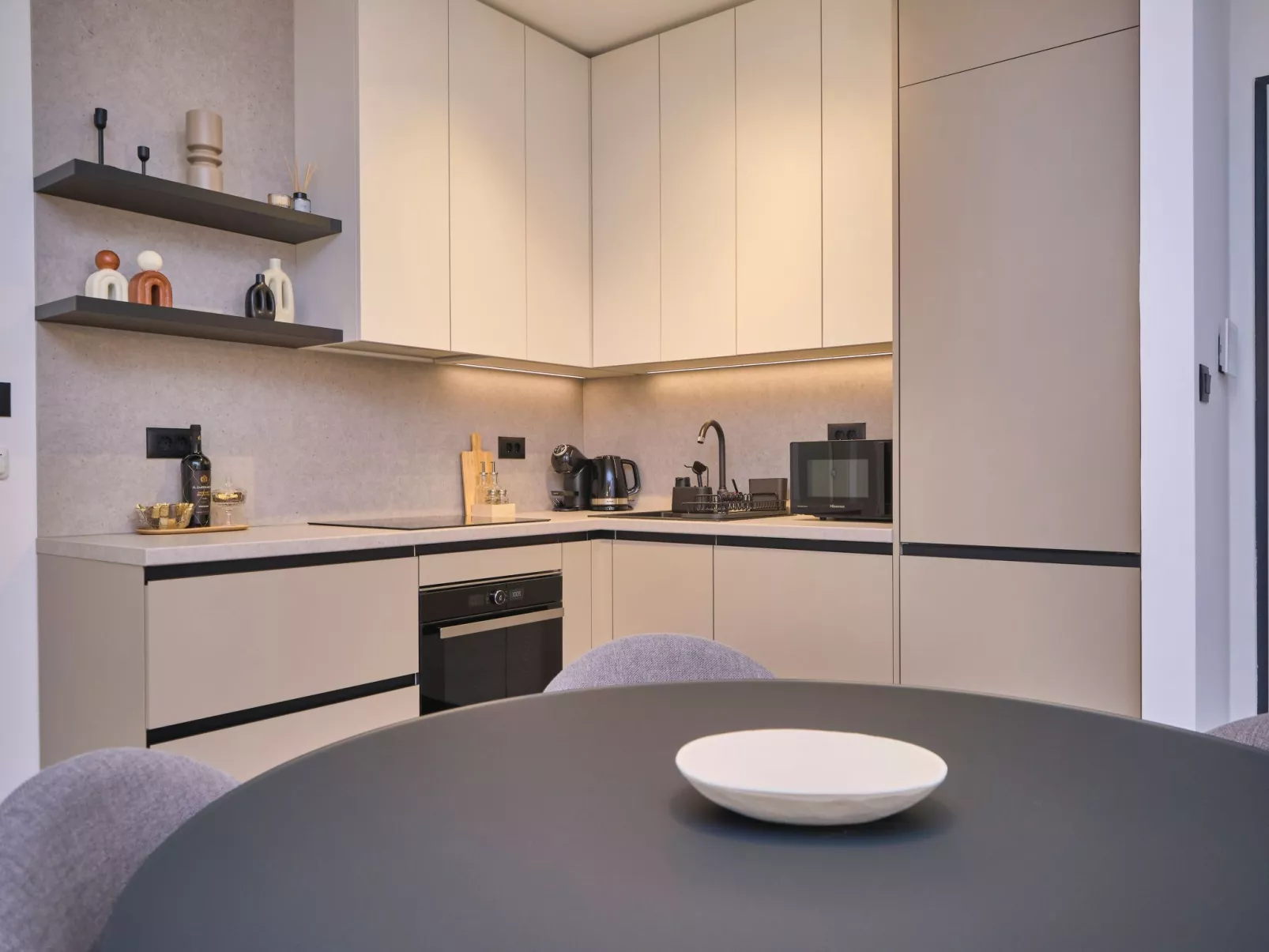 "Splitful Apartment" - Binnen