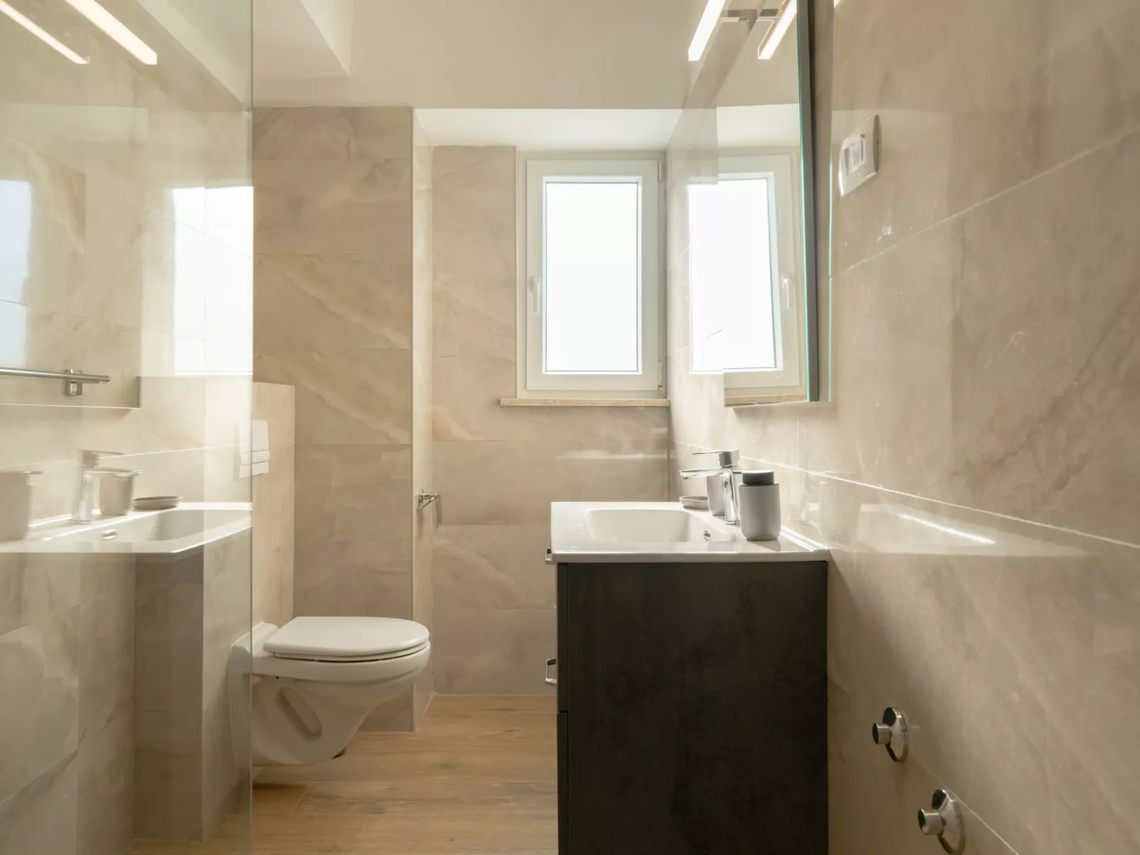 Villa "Francesca" mit Garten, Grill und Pool-Binnen