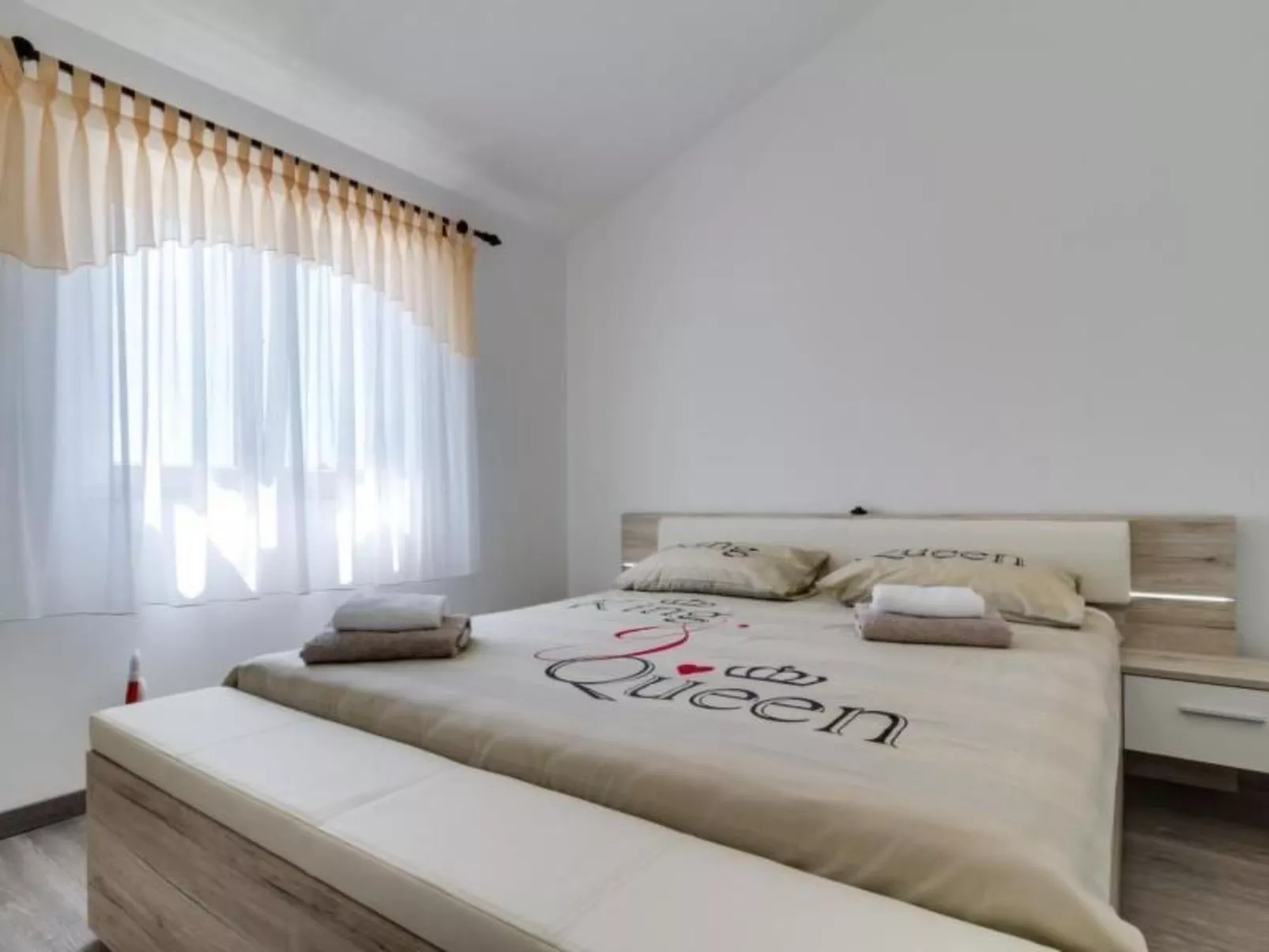 "Haus Piljan"-Image-tags.info