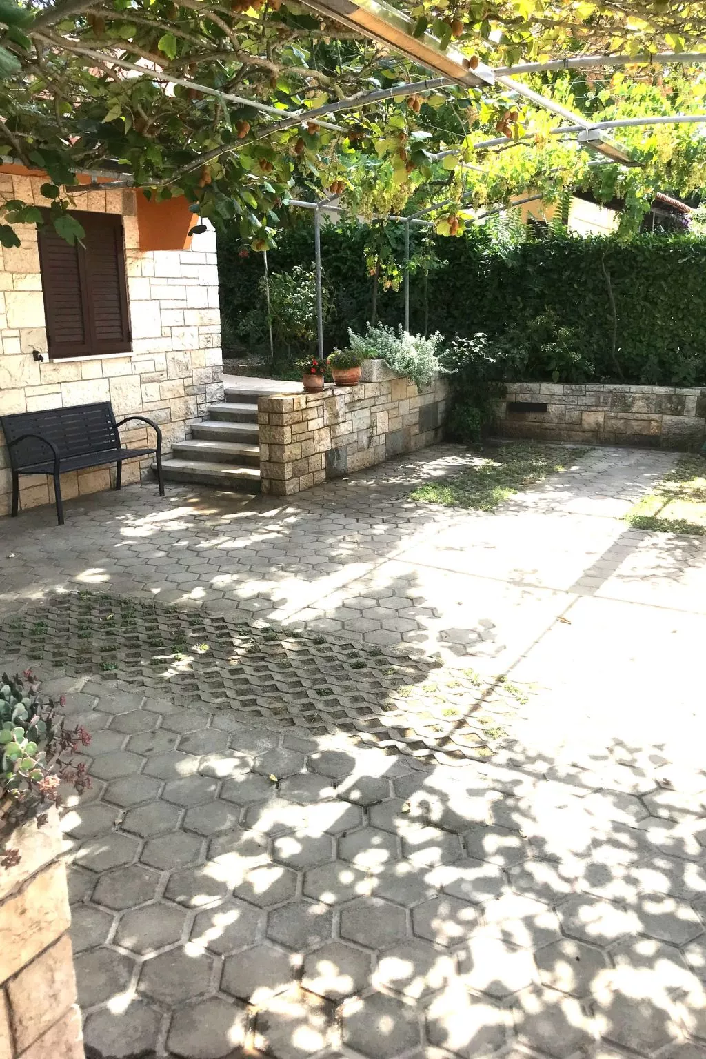 Elegantes Familienappartement mit privatem Pool-Buiten