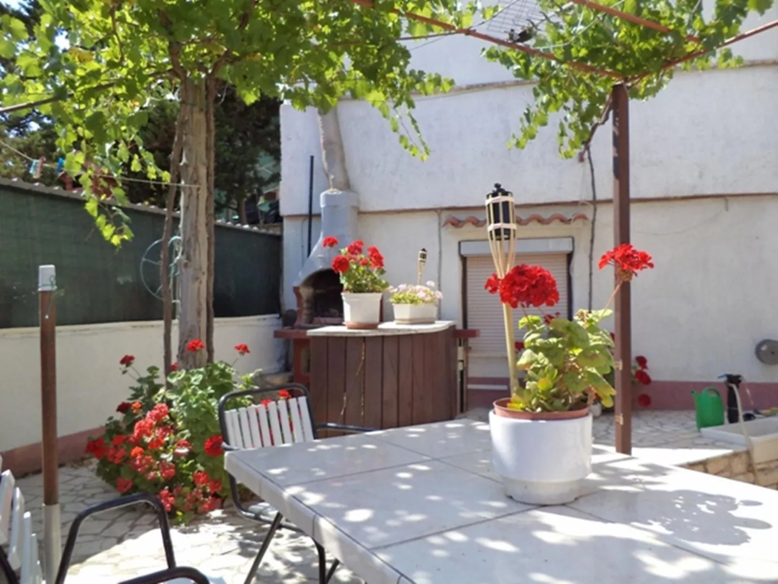 Mit Balkon, für fünf Personen-Buiten