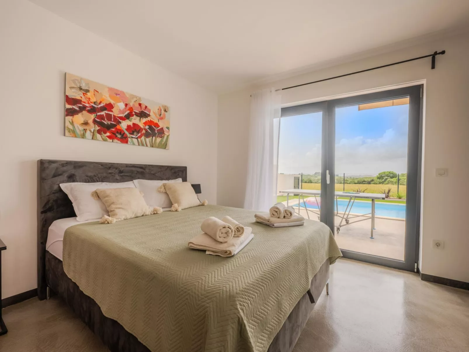 Villa Aura-Image-tags.info