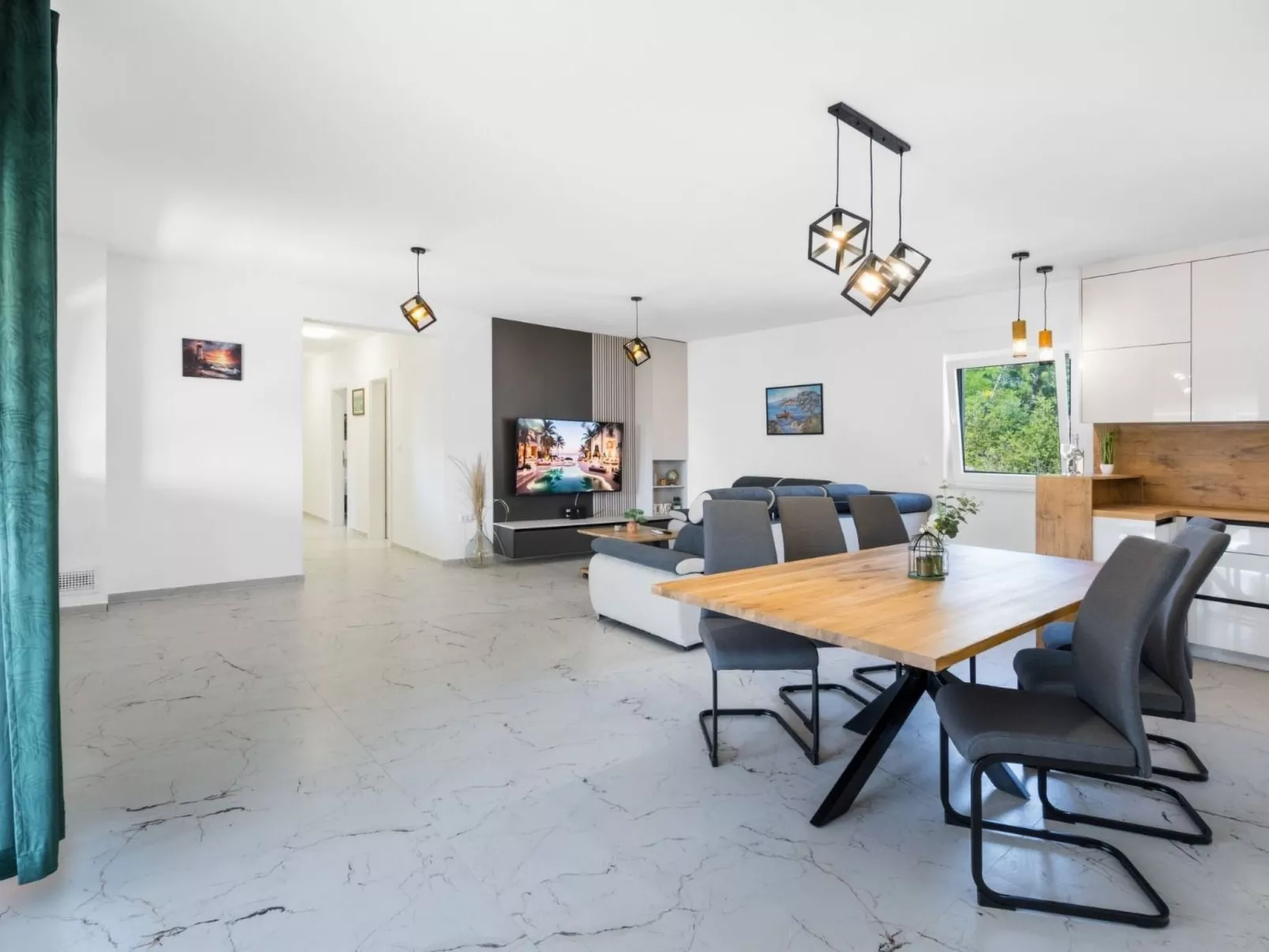 NEU Ferienhaus in Vir -TA Leut Agency-Binnen