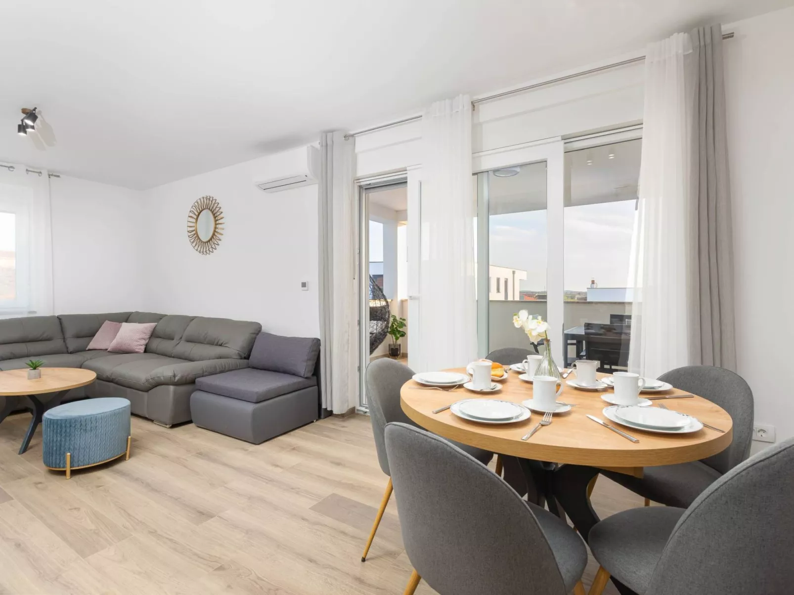 Villa Ema und Ana-Image-tags.info