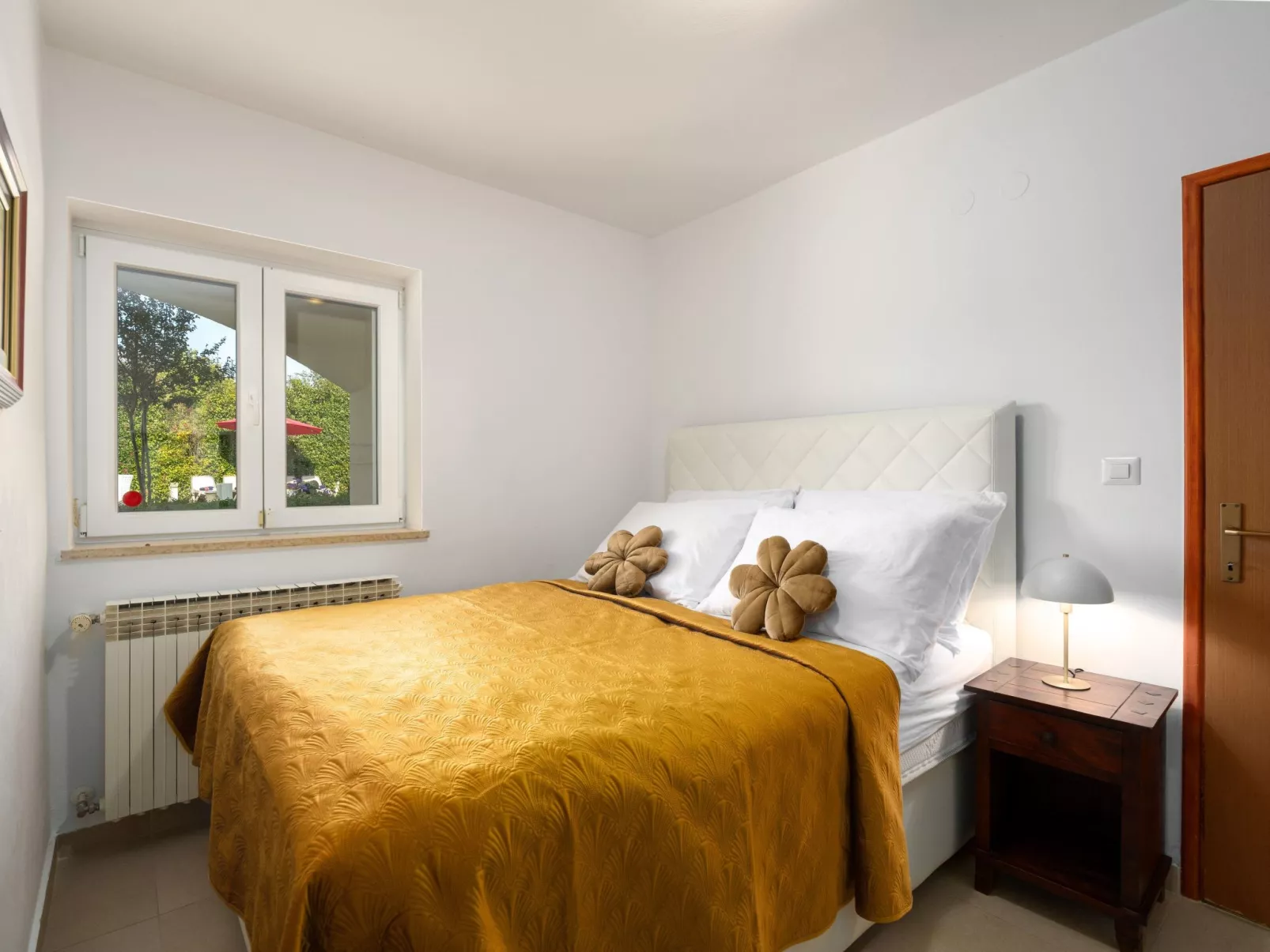 Villa Sunset Garden-Binnen