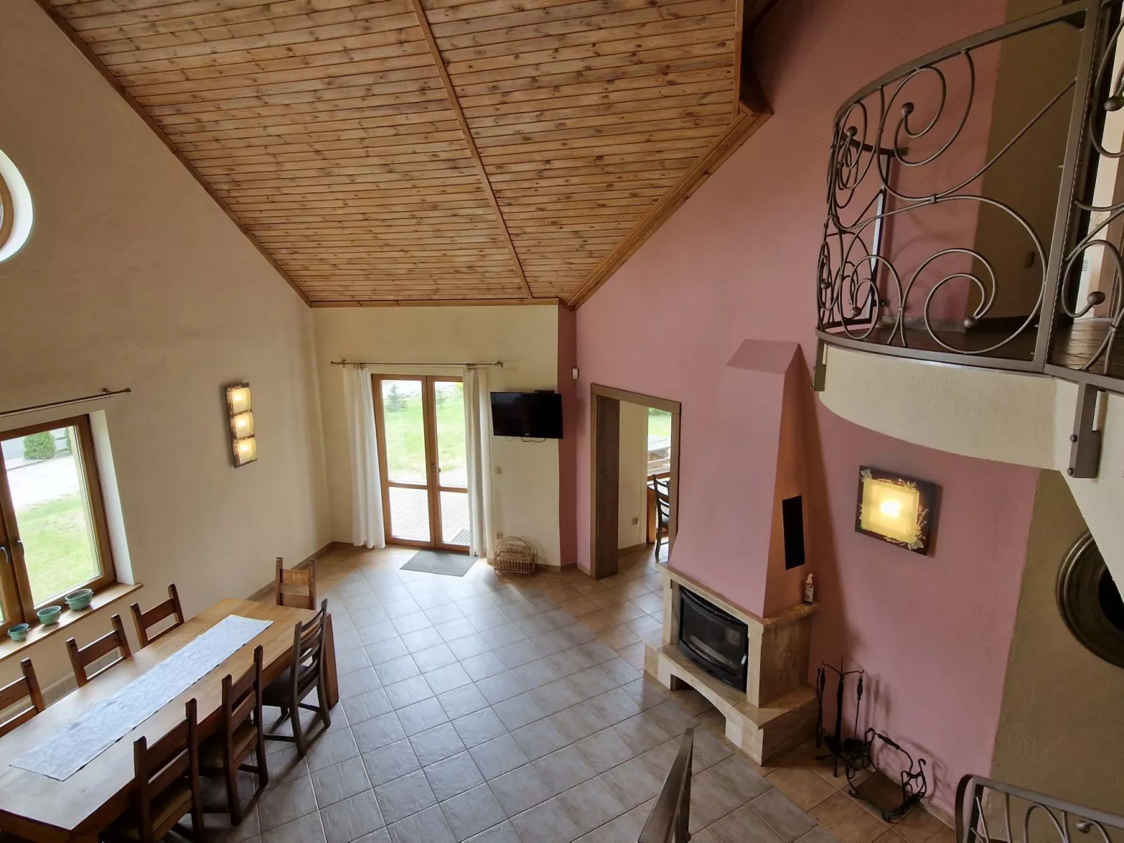 Haus am See mit Sauna-Binnen