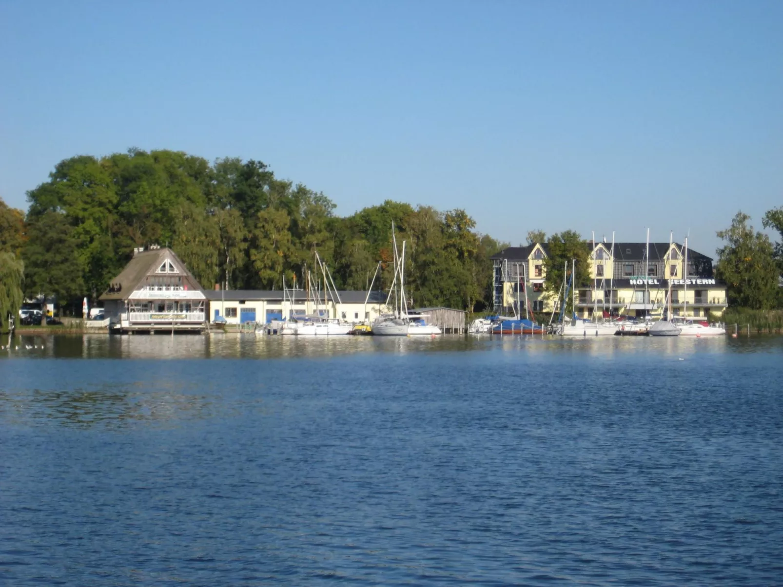 Haus Müritzblick 1-Buiten