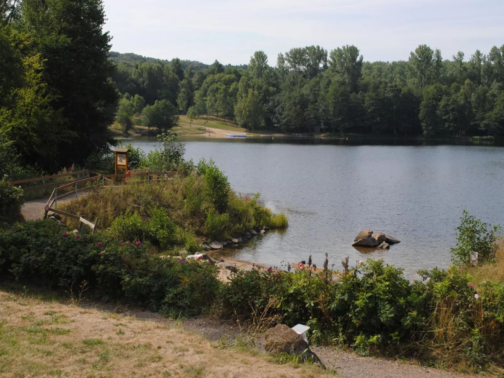 In Feriendorf Silbersee mit Garten-Buiten