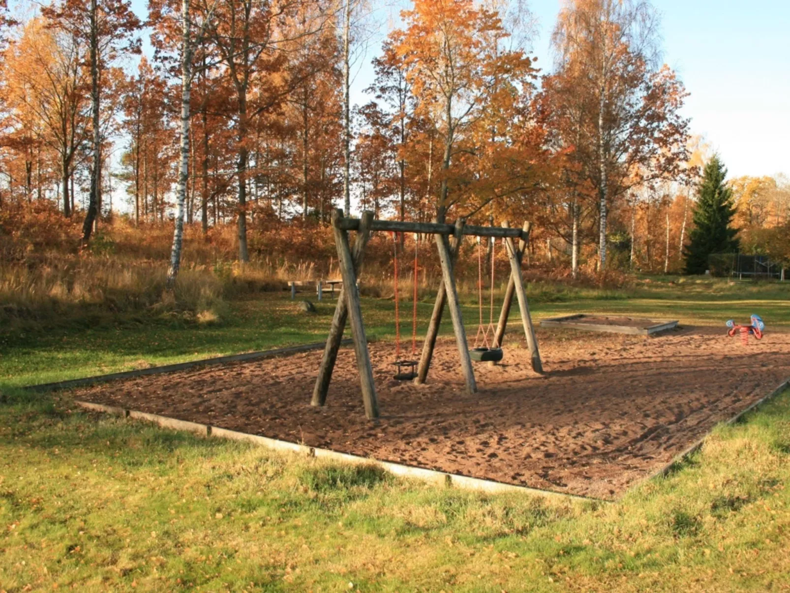 Familienfreundliches Ferienhaus mit großem Garten-Buiten