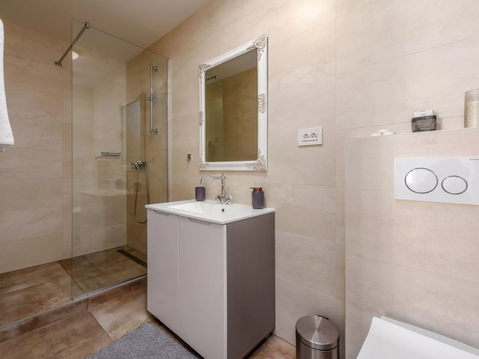 Villa Valtura-Binnen