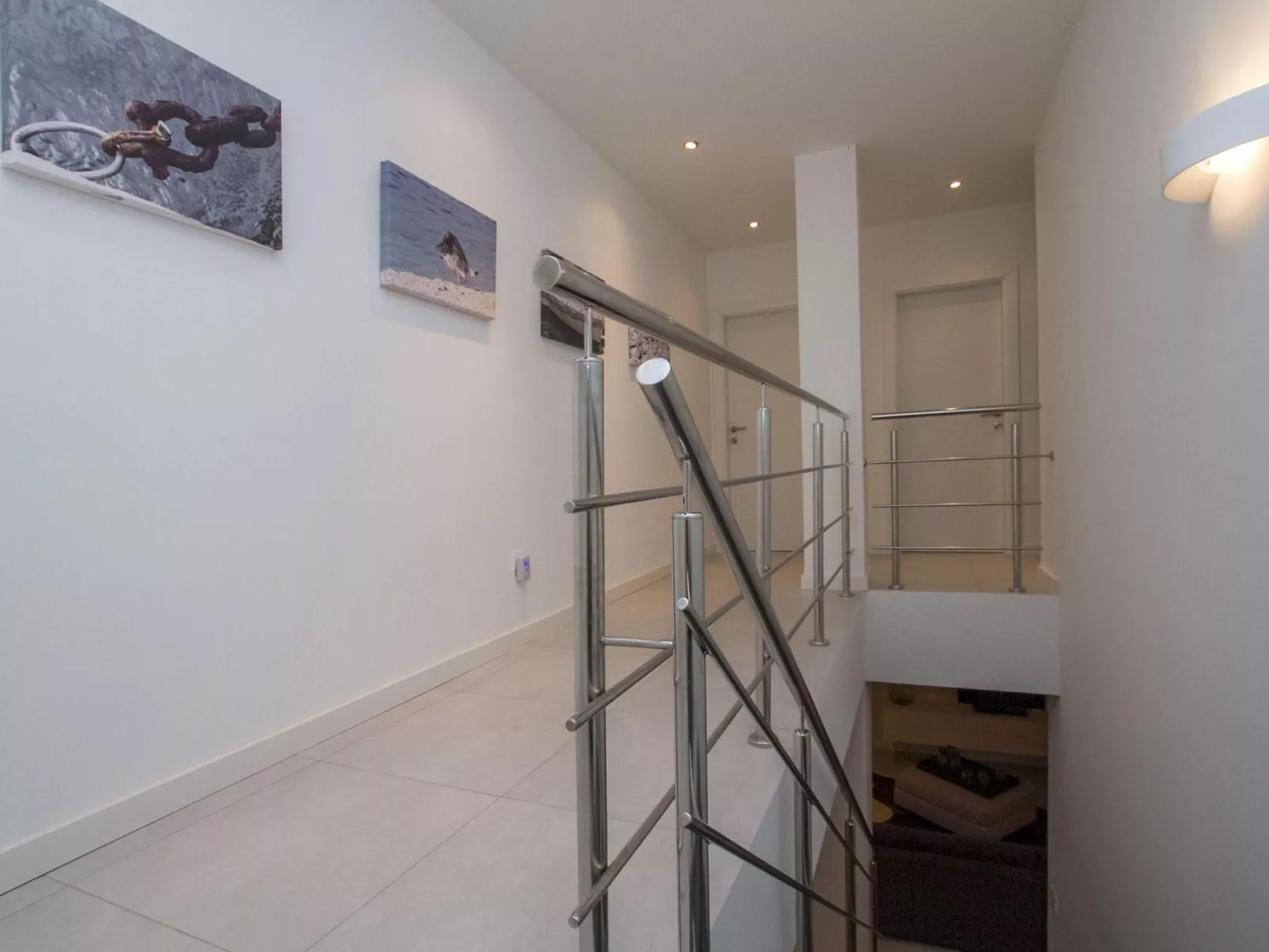 Villa mit Pool-Binnen