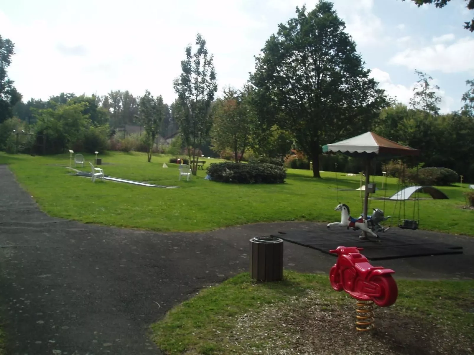 Haus Aschenputtel - Buiten