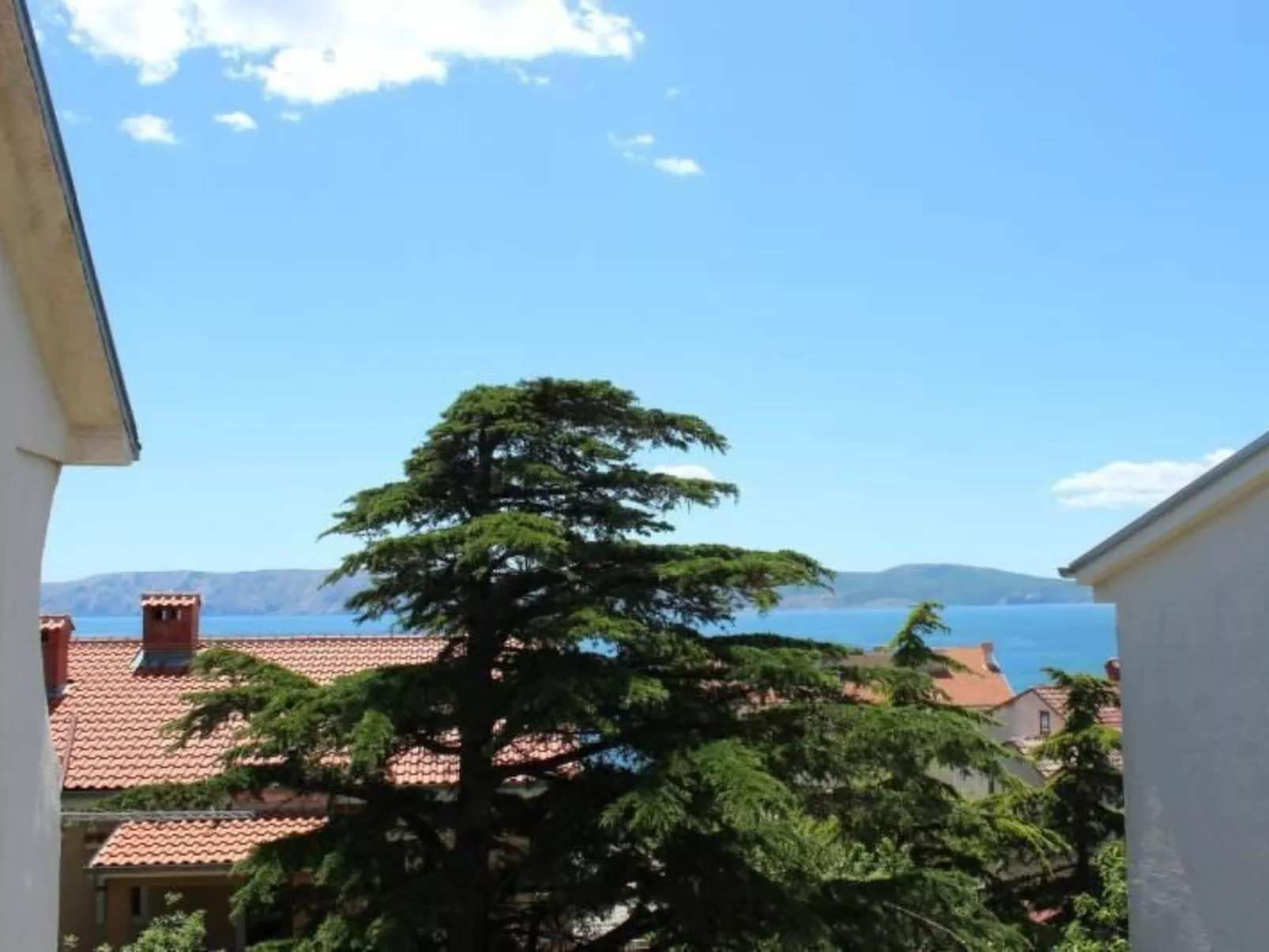 Wohnung "Marin Mataija" mit Blick auf das Wasser-Image-tags.info