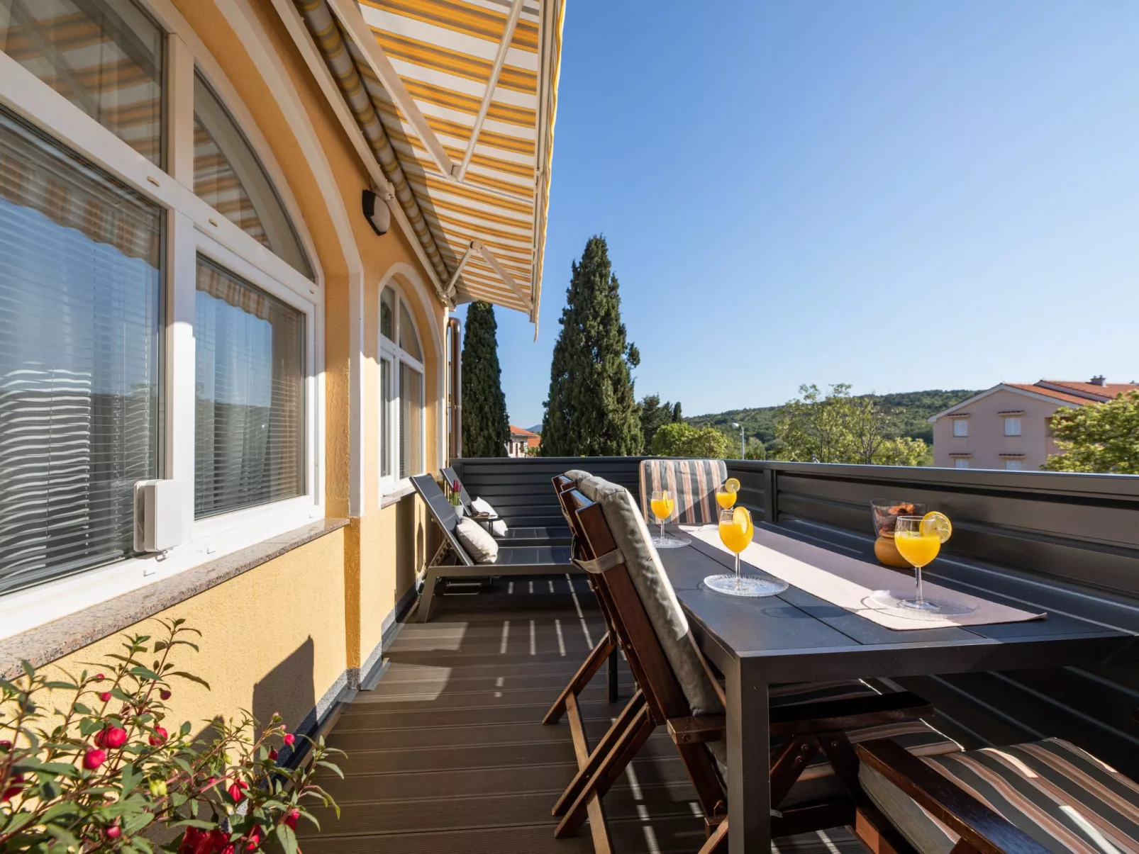 Gästezimmer Tina 6-Buiten