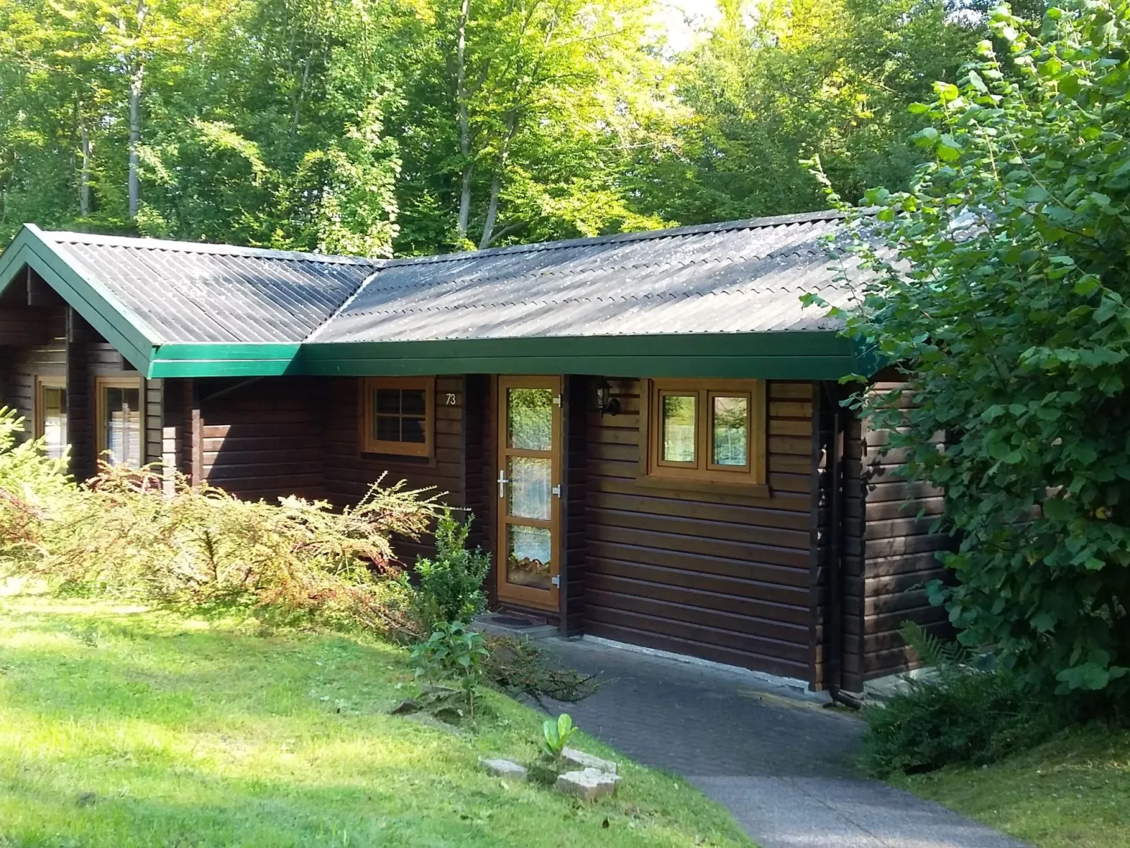 In Wetterburg mit Terrasse und Garten-Binnen