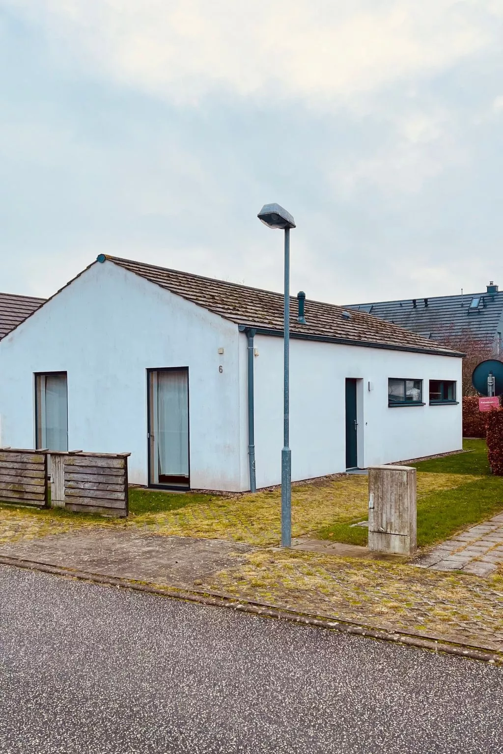 Strandnahes Ferienhaus mit Terrasse und Stellplatz-Image-tags.info