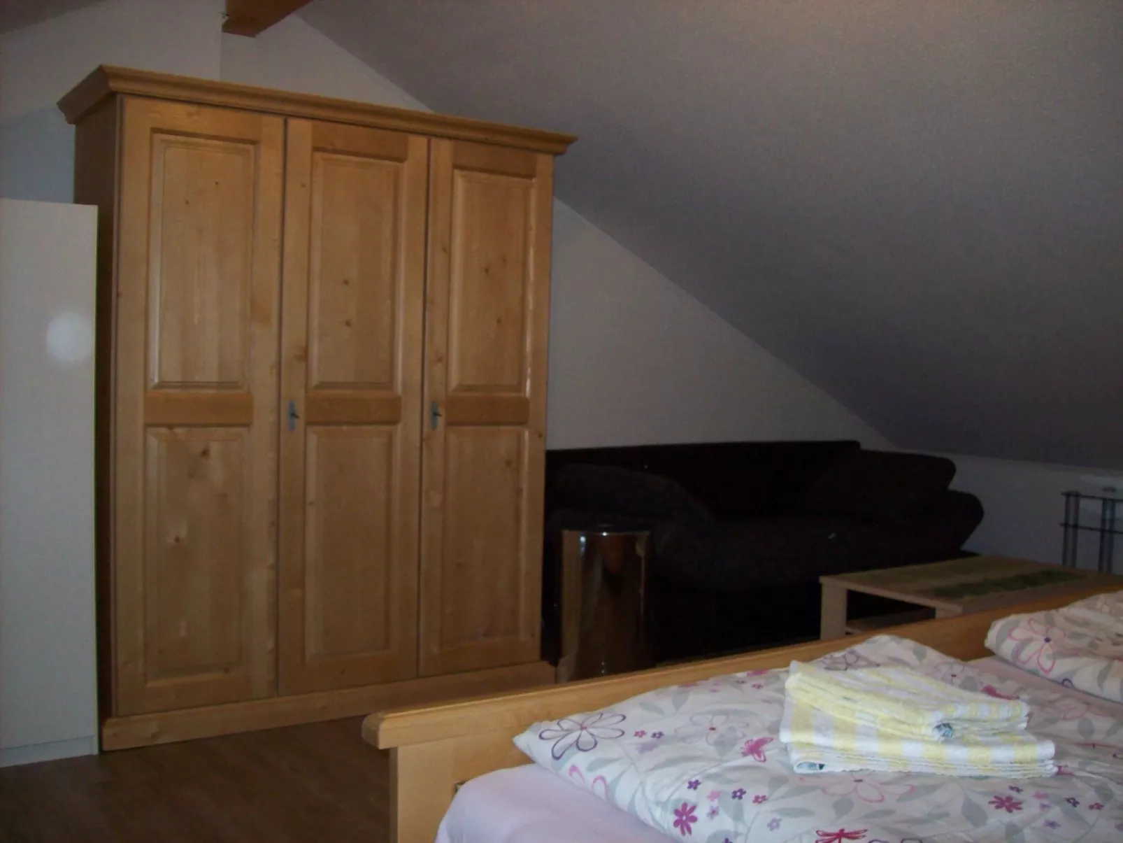 Mit Balkon und schöner Fernsicht-Image-tags.info