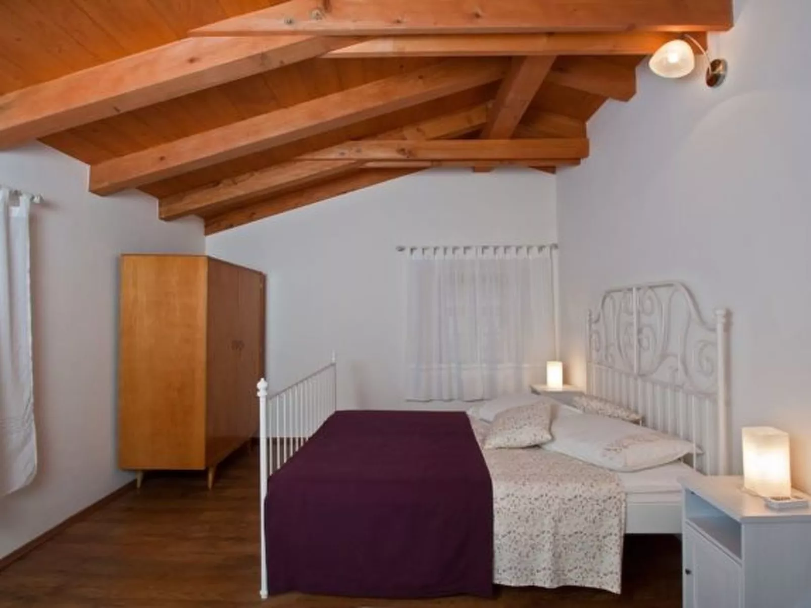 Modernes Ferienhaus in Vadreš mit Privatem Pool-Image-tags.info