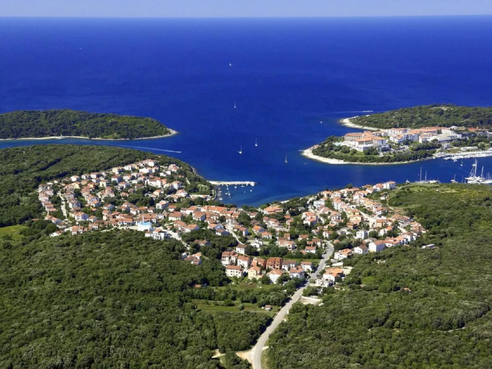 Wohnung in Pješčana Uvala, 500 m vom Strand entfernt-Buiten