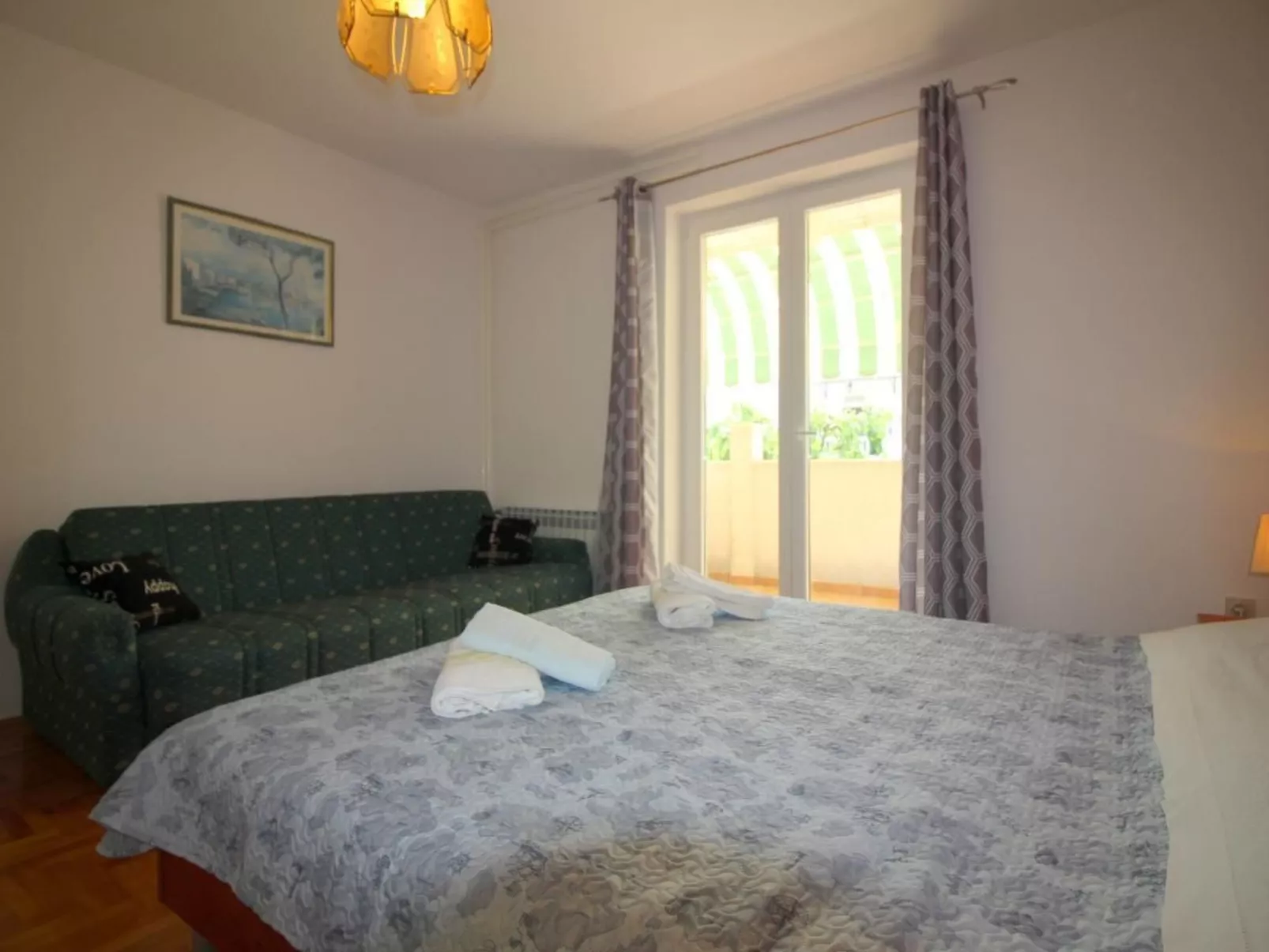 Radojka L-Image-tags.info