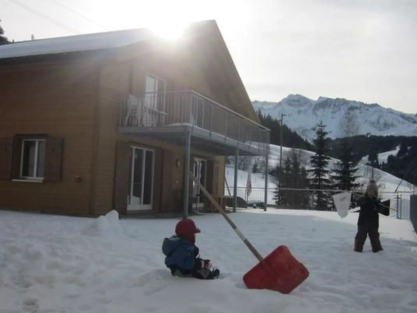 Stöckli auf dem Birkenhof mit Zusatzzimmer-Buiten