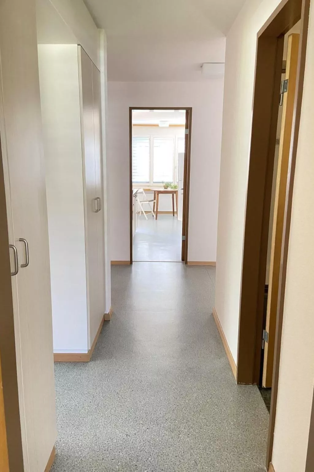 Rothornstrasse 21-Binnen