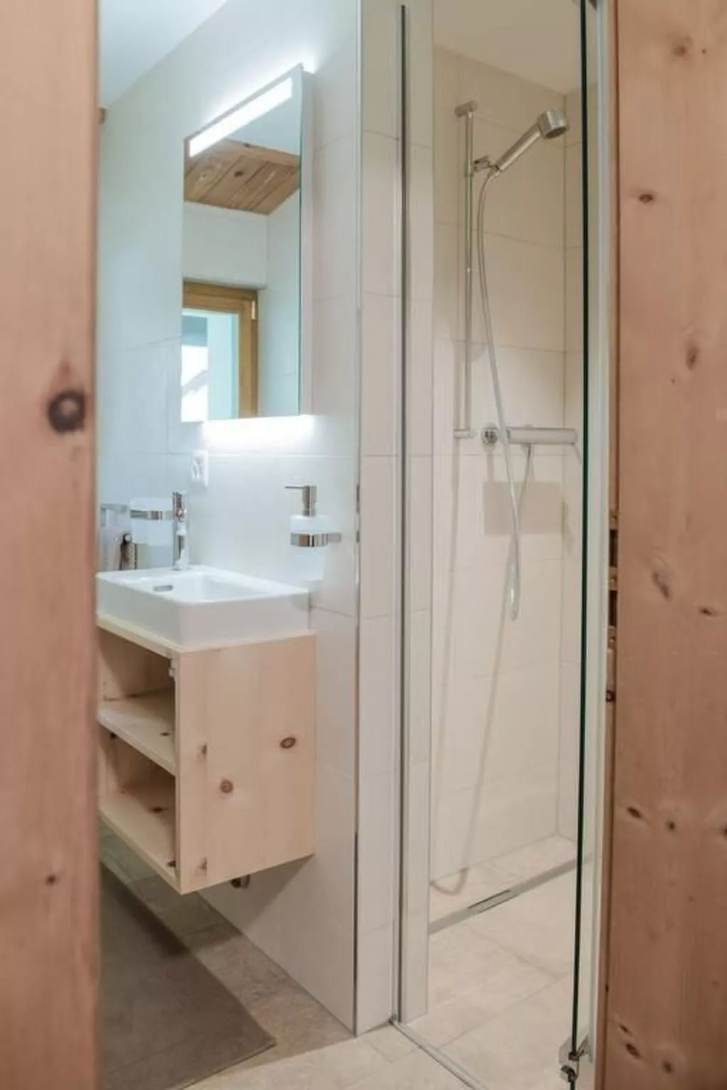 Chesa Curtin 2-Binnen