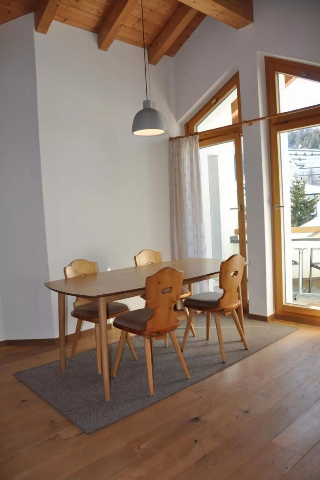 Chesa Sunasain V11-Binnen