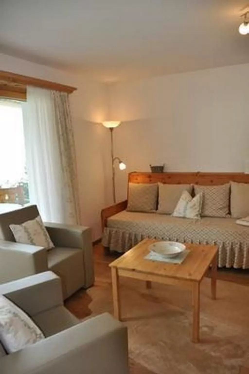 Chesa Semnadur H5-Binnen