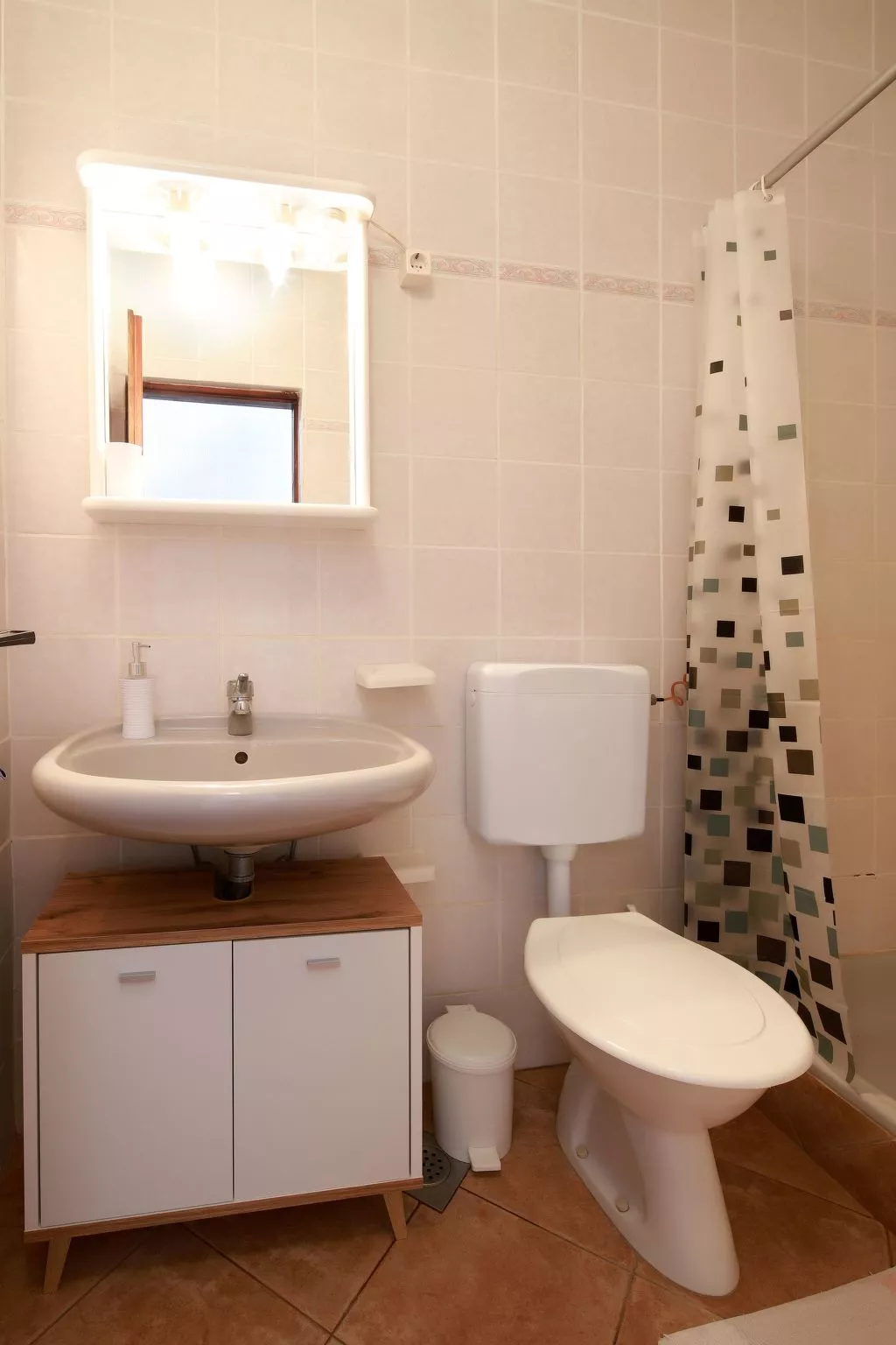 Svoboda 2-Image-tags.info