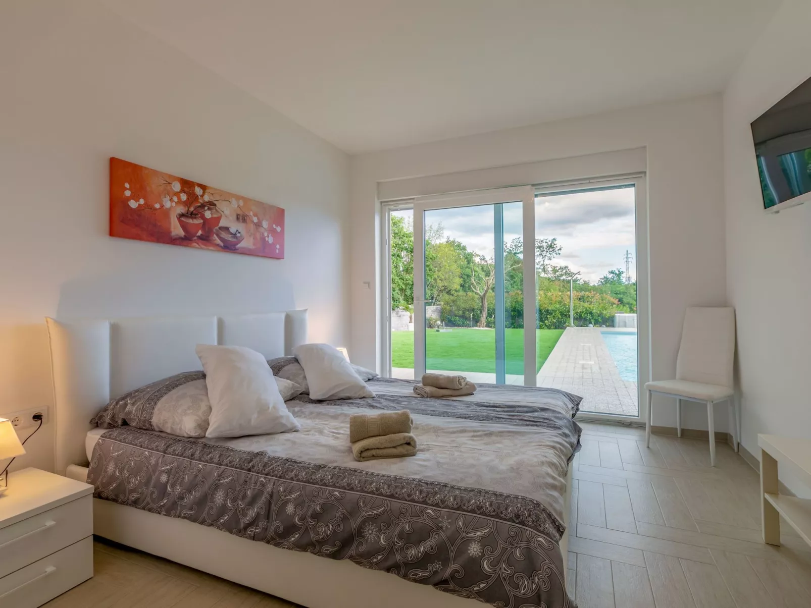 Mit Privatpool für 6 Personen-Binnen