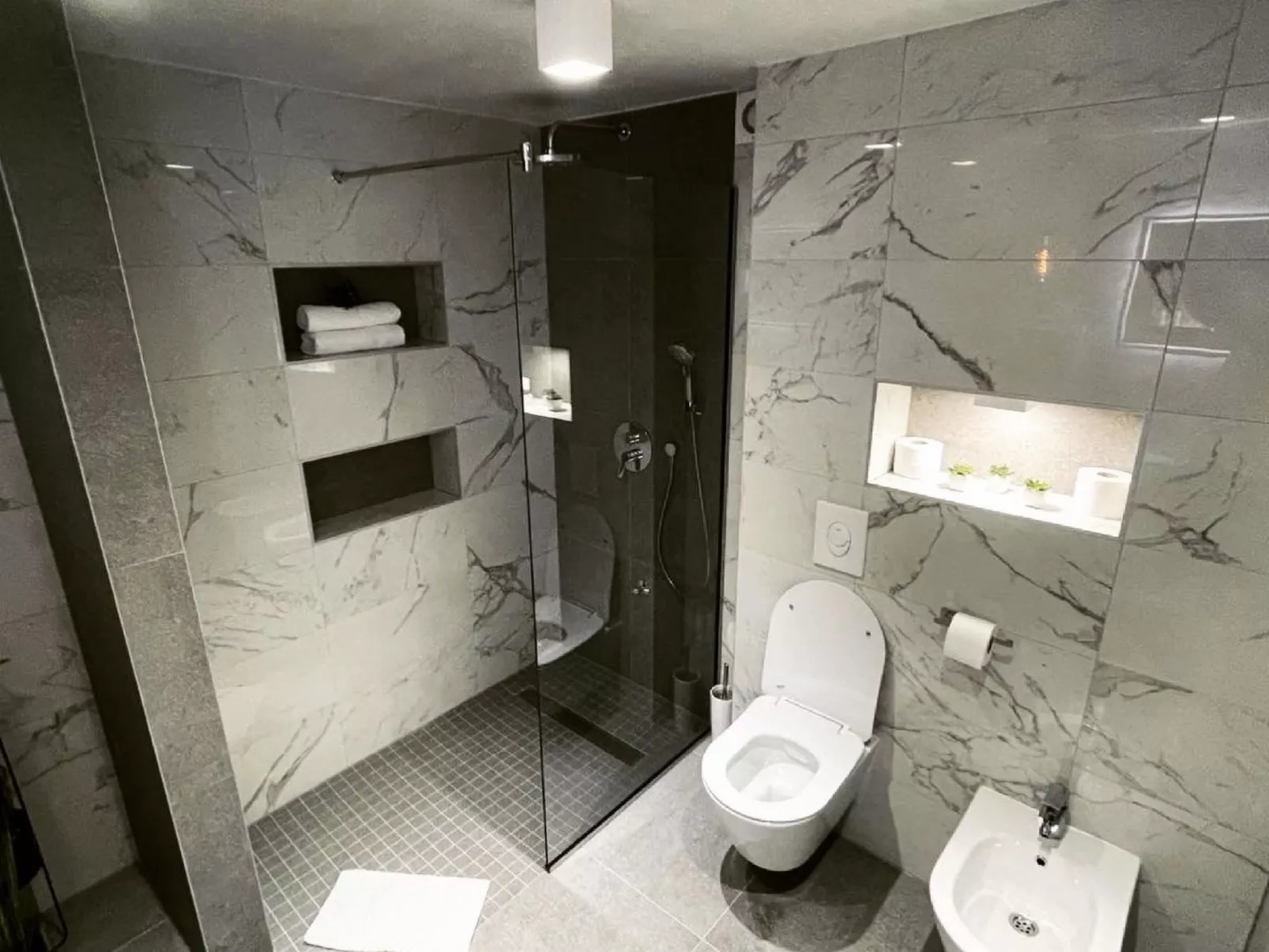 Casa Divani Apartment mit Pool für einen angenehmen Aufenthalt-Image-tags.info