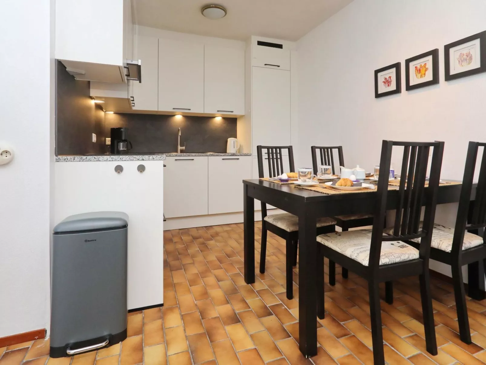 Hollandsche Tulp-Binnen