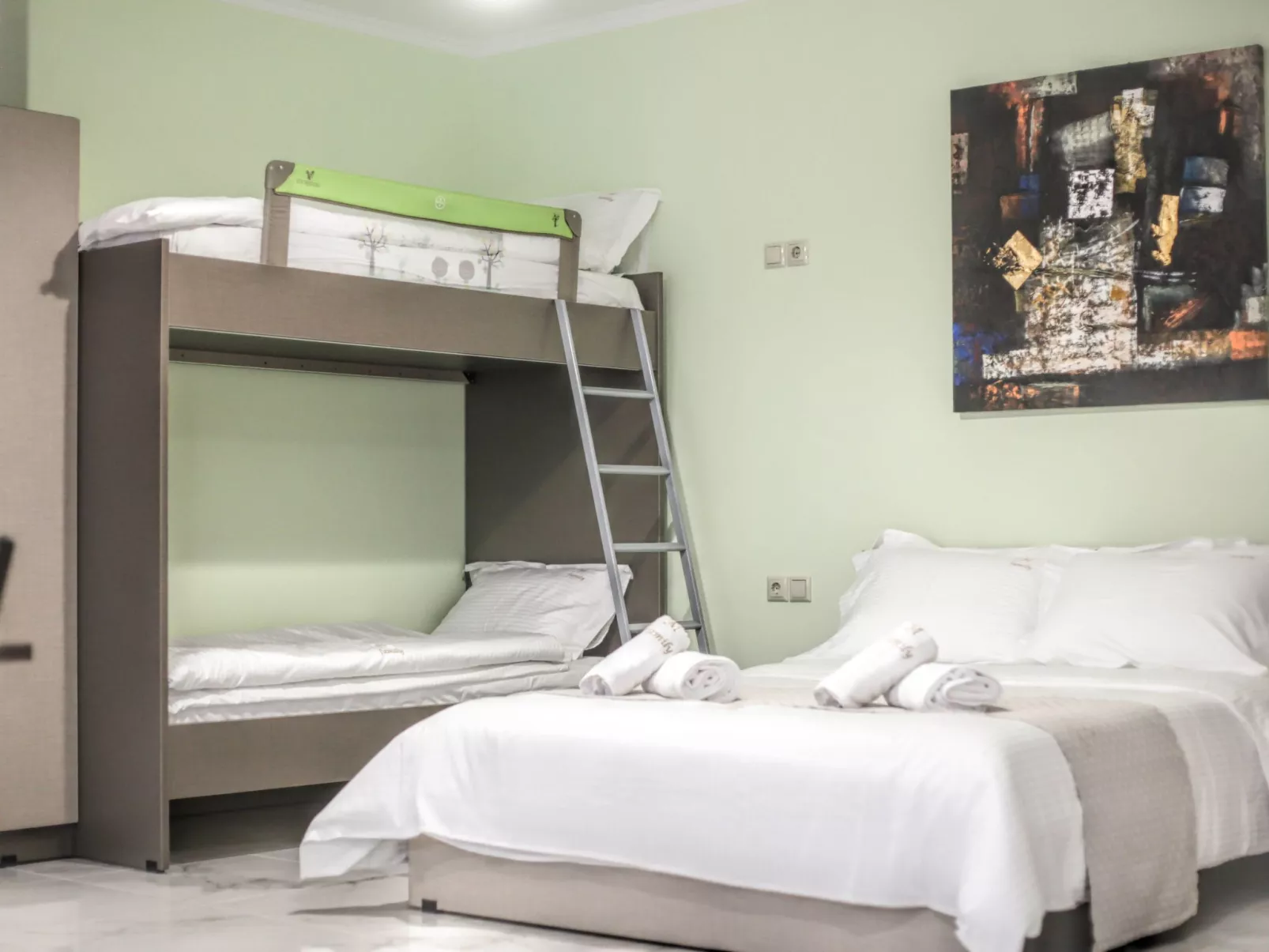 Del Sol Meteora Luxurious Family Suites1-Binnen