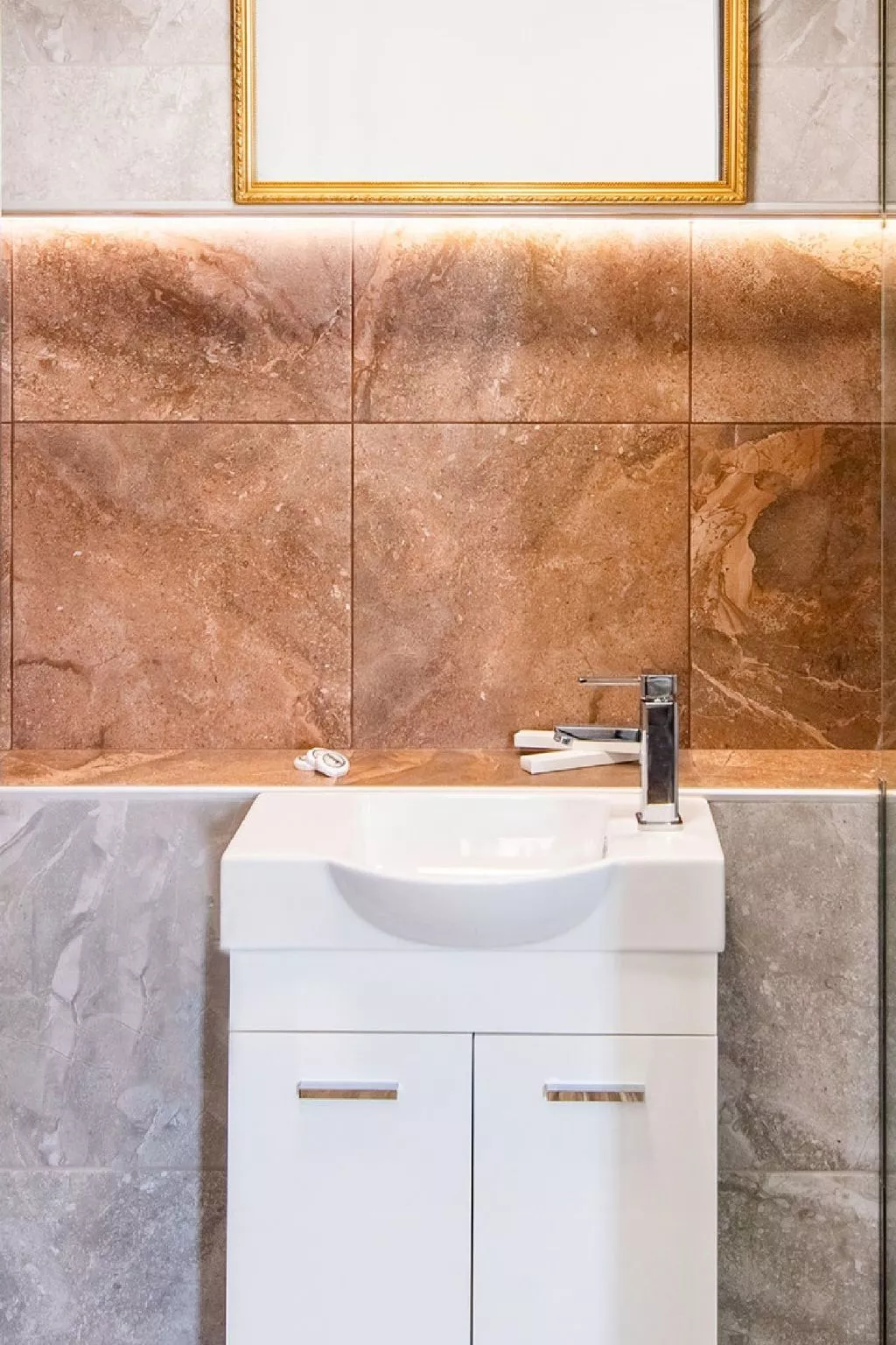 Geräumige Familienvilla, privater Pool und Garten-Binnen