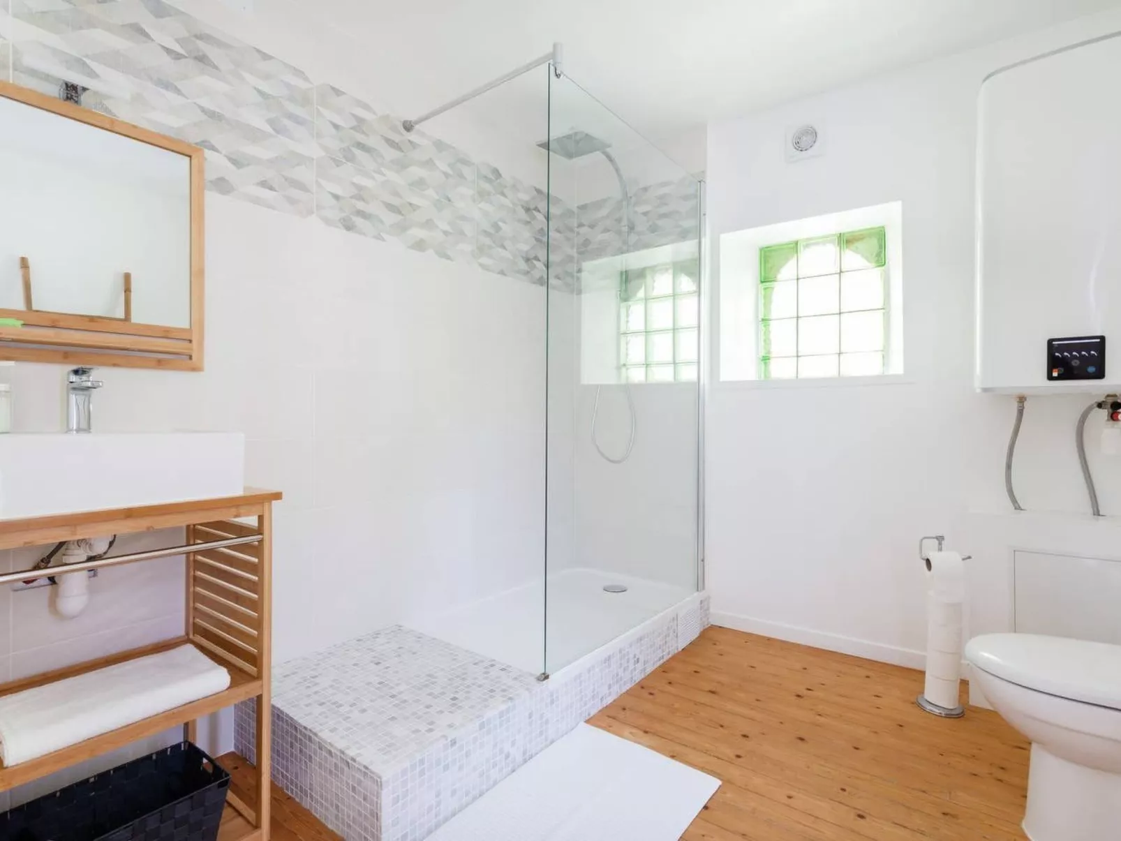 Nach Disney Land Paris soll der Zauber weitergehen.-Image-tags.info