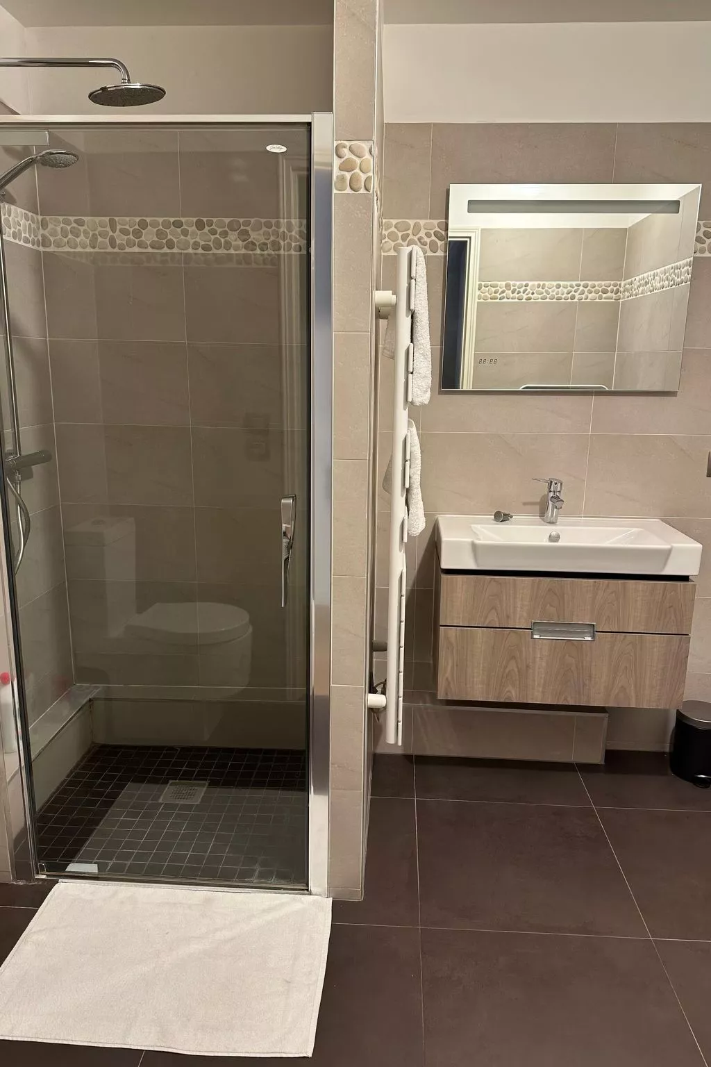 Wohnung "Paris 17" mit Balkon-Binnen